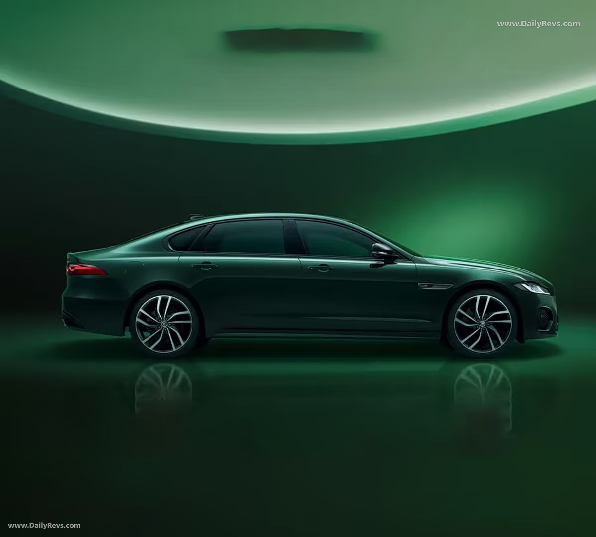 2025 Jaguar XFL Side View