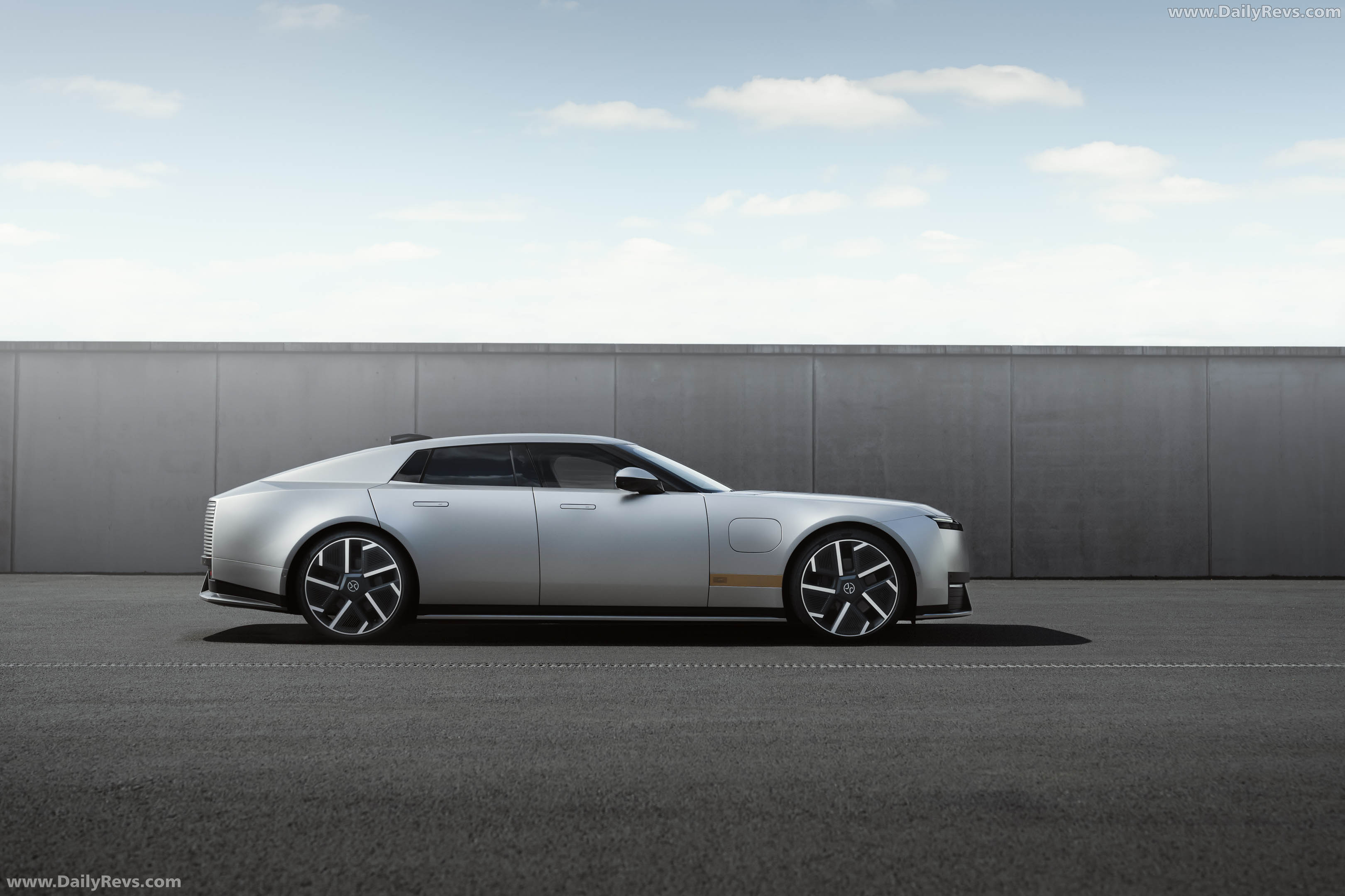 2027 Jaguar TYPE 01 Side View
