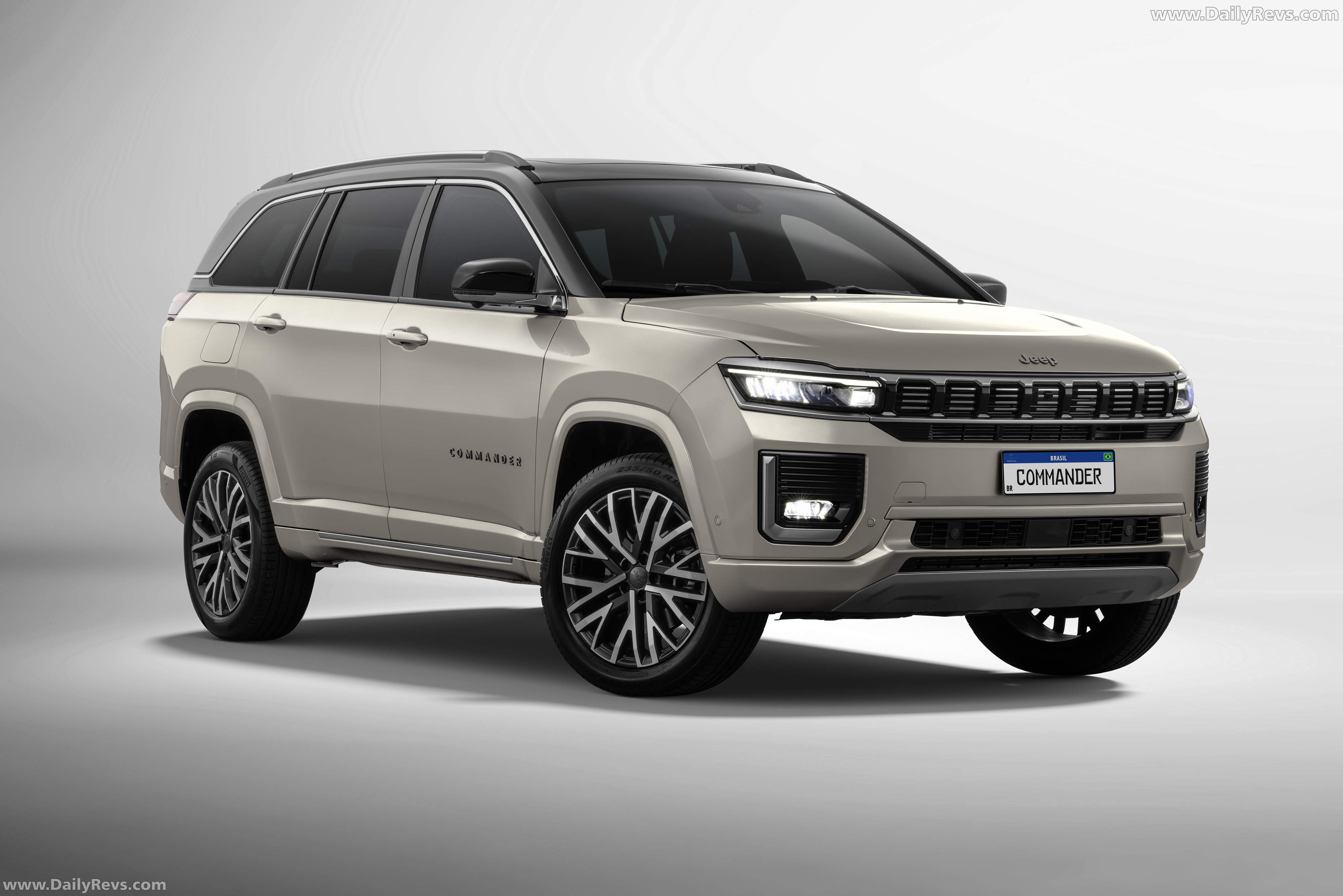 2026 Jeep Commander Overland Front View