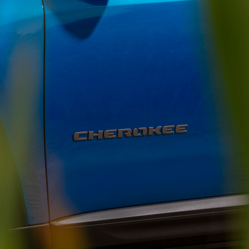 2025 Jeep Cherokee Overland Exterior