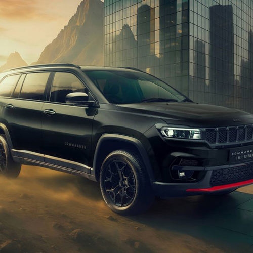 2026 Jeep Commander Trail Edition Front View
