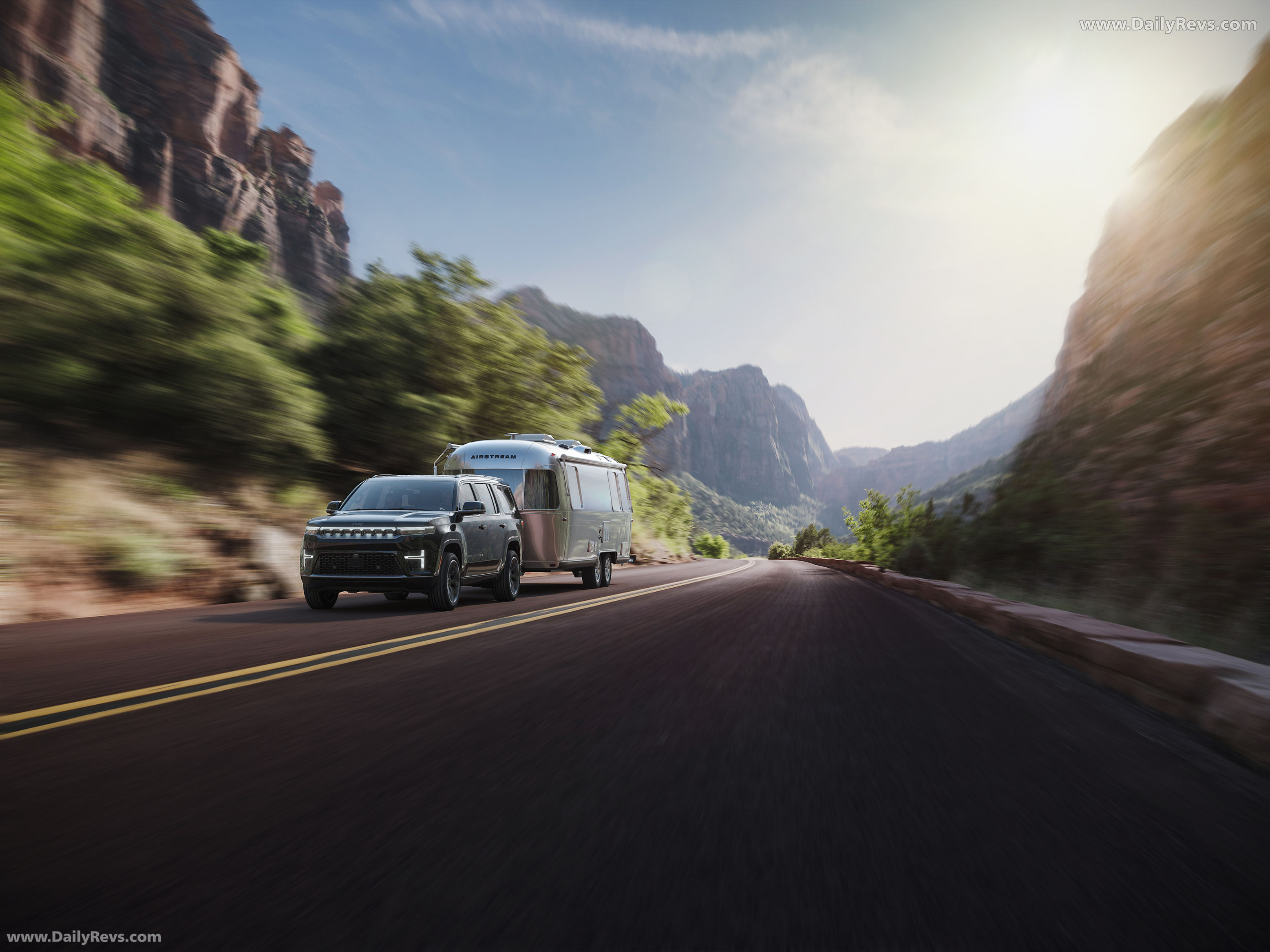 2026 Jeep Grand Wagoneer Front View