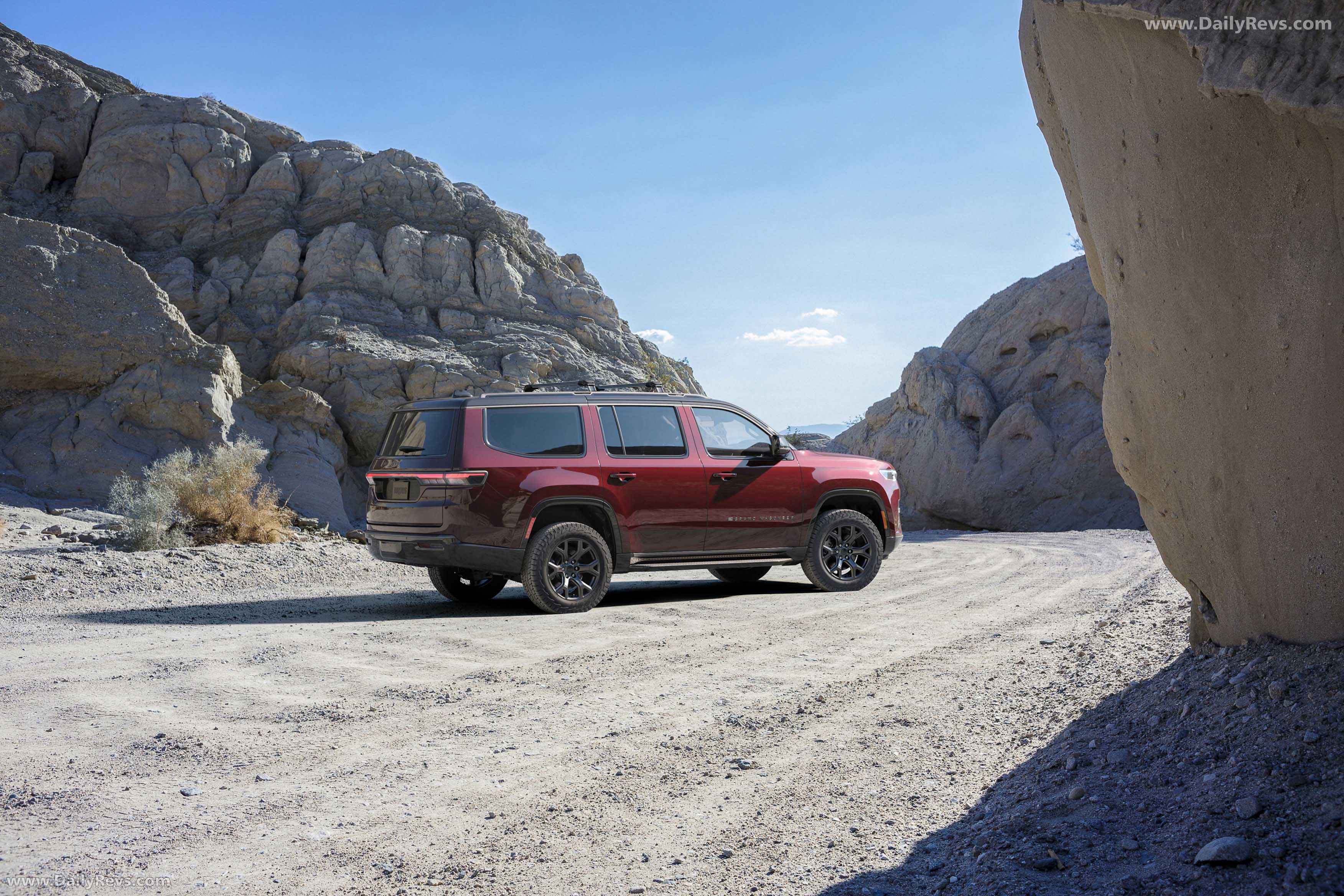 2026 Jeep Grand Wagoneer Rear View