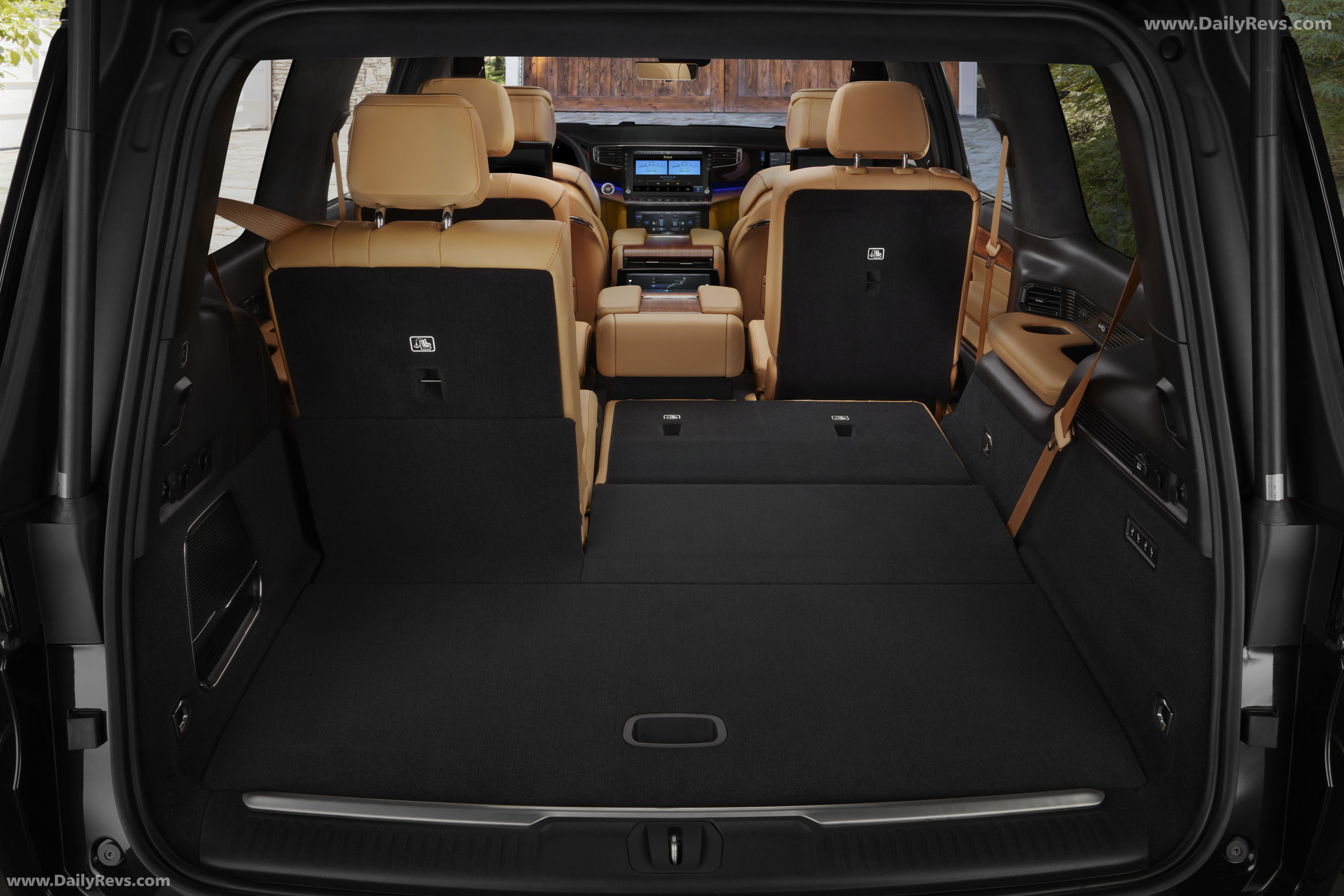 2026 Jeep Grand Wagoneer Interior