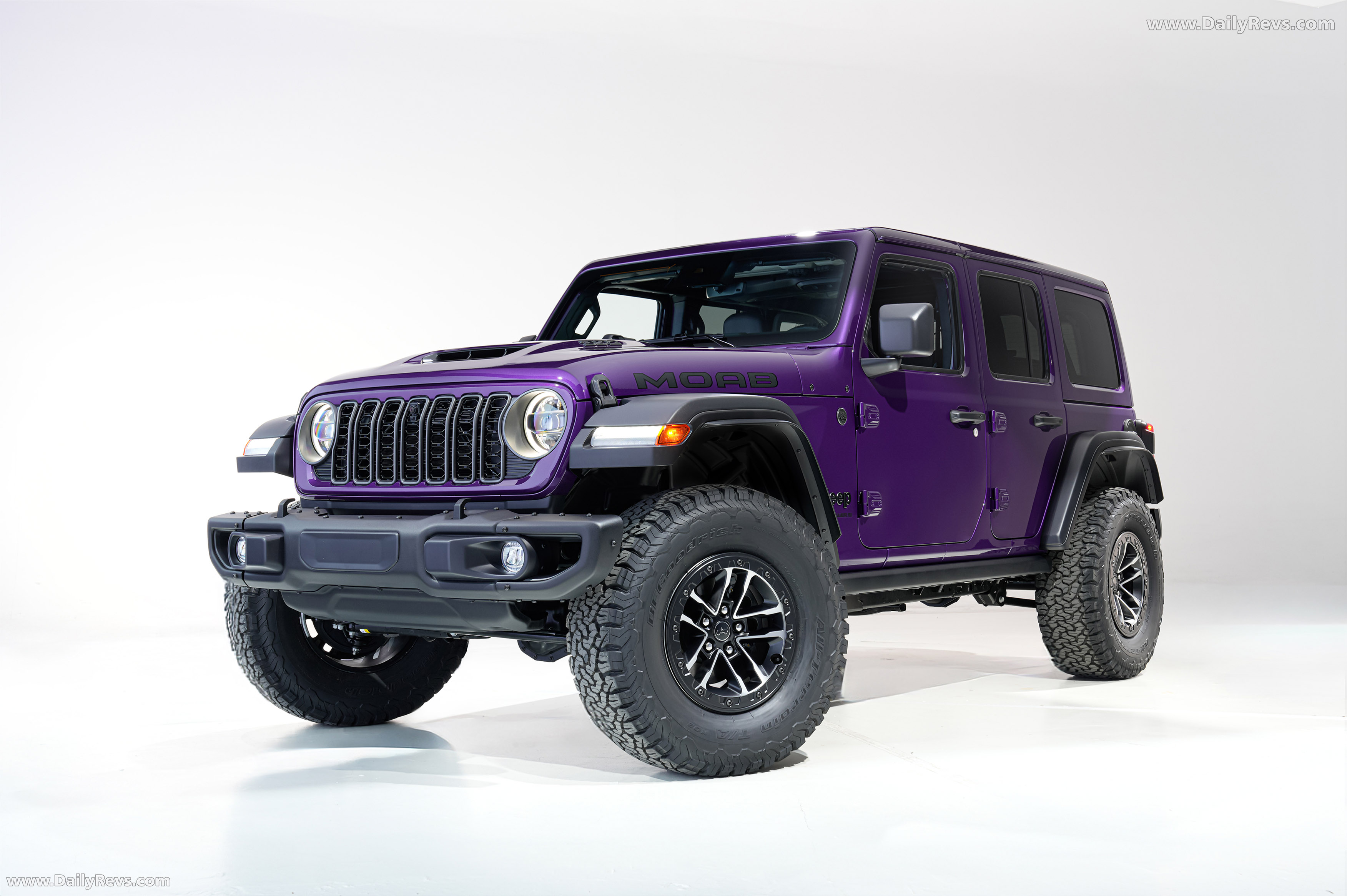 2026 Jeep Wrangler Moab 392 Front View