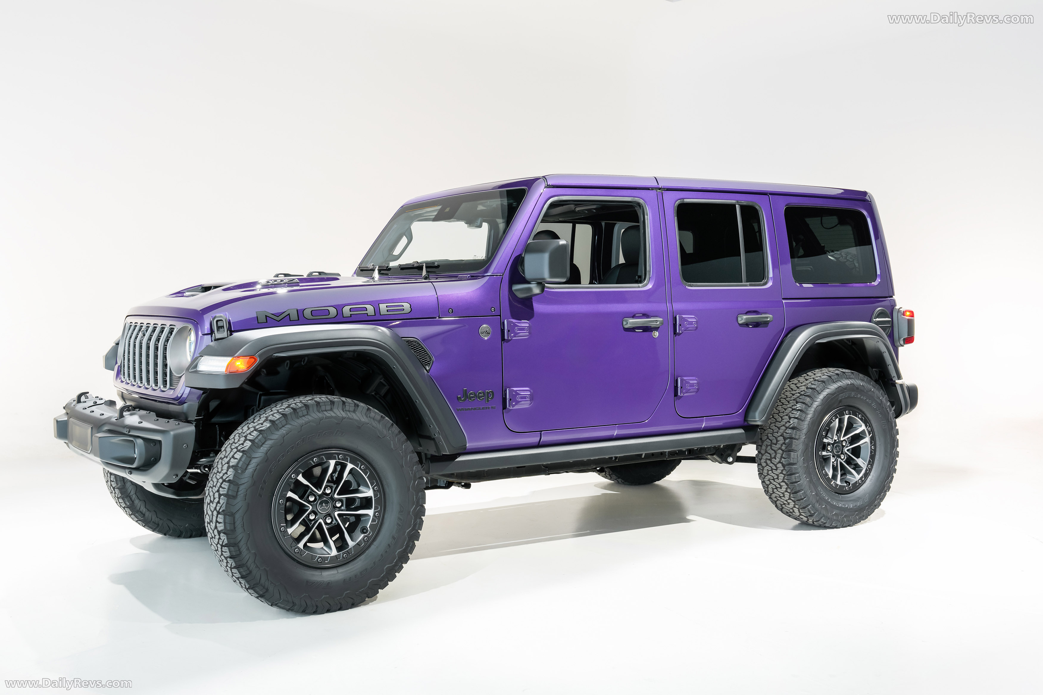 2026 Jeep Wrangler Moab 392 Side View