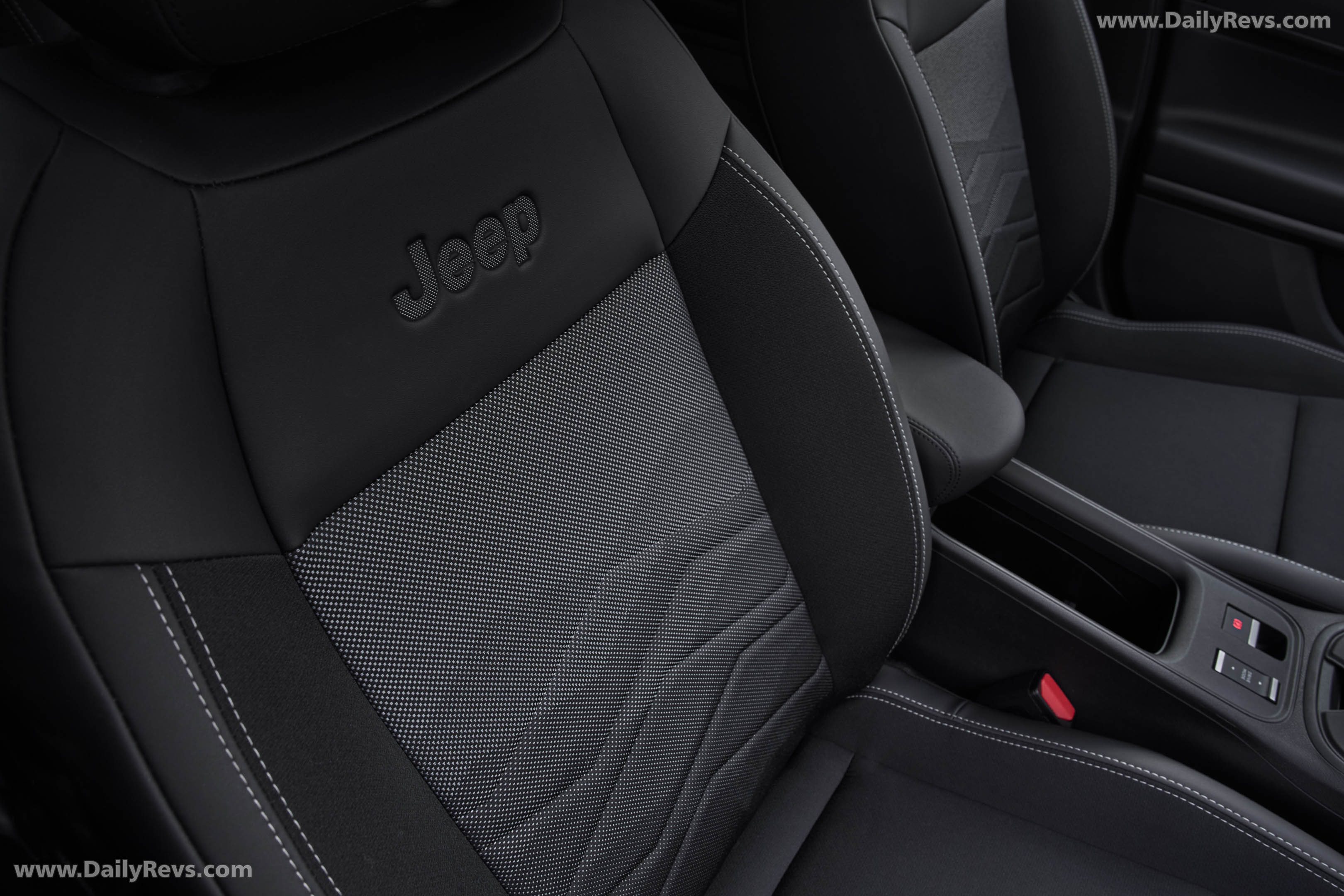 2026 Jeep Avenger Black Edition Interior