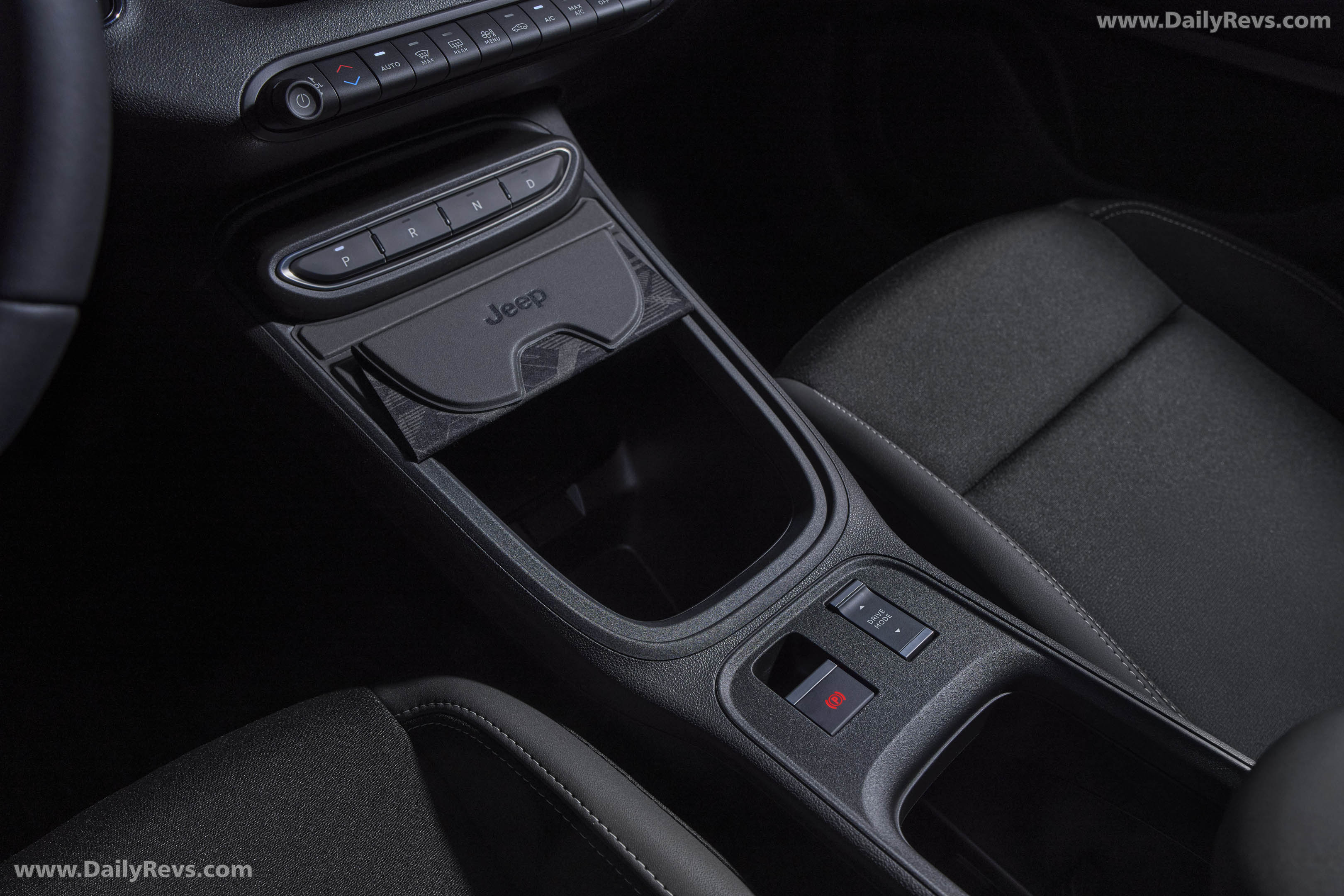 2026 Jeep Avenger Black Edition Interior
