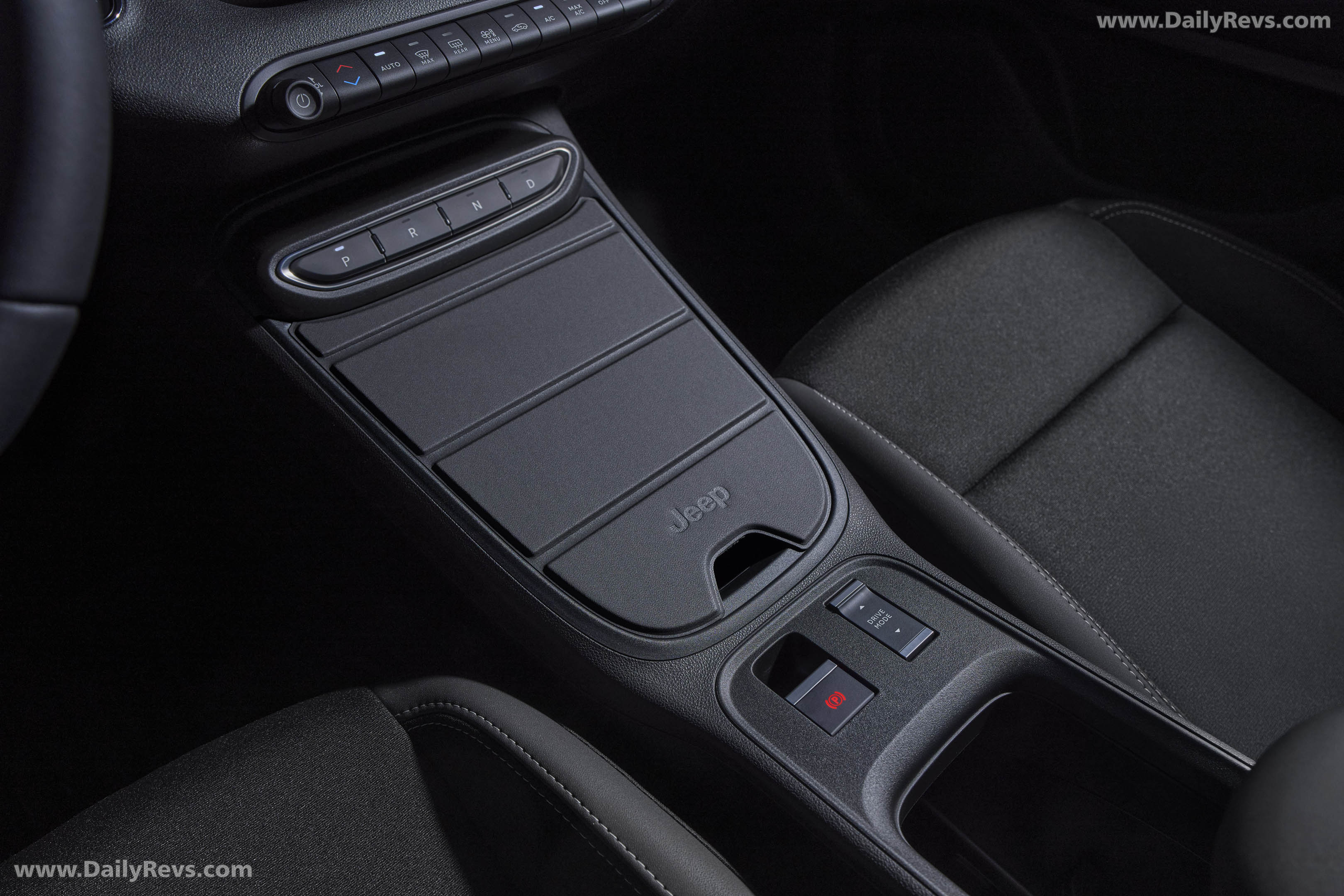 2026 Jeep Avenger Black Edition Interior
