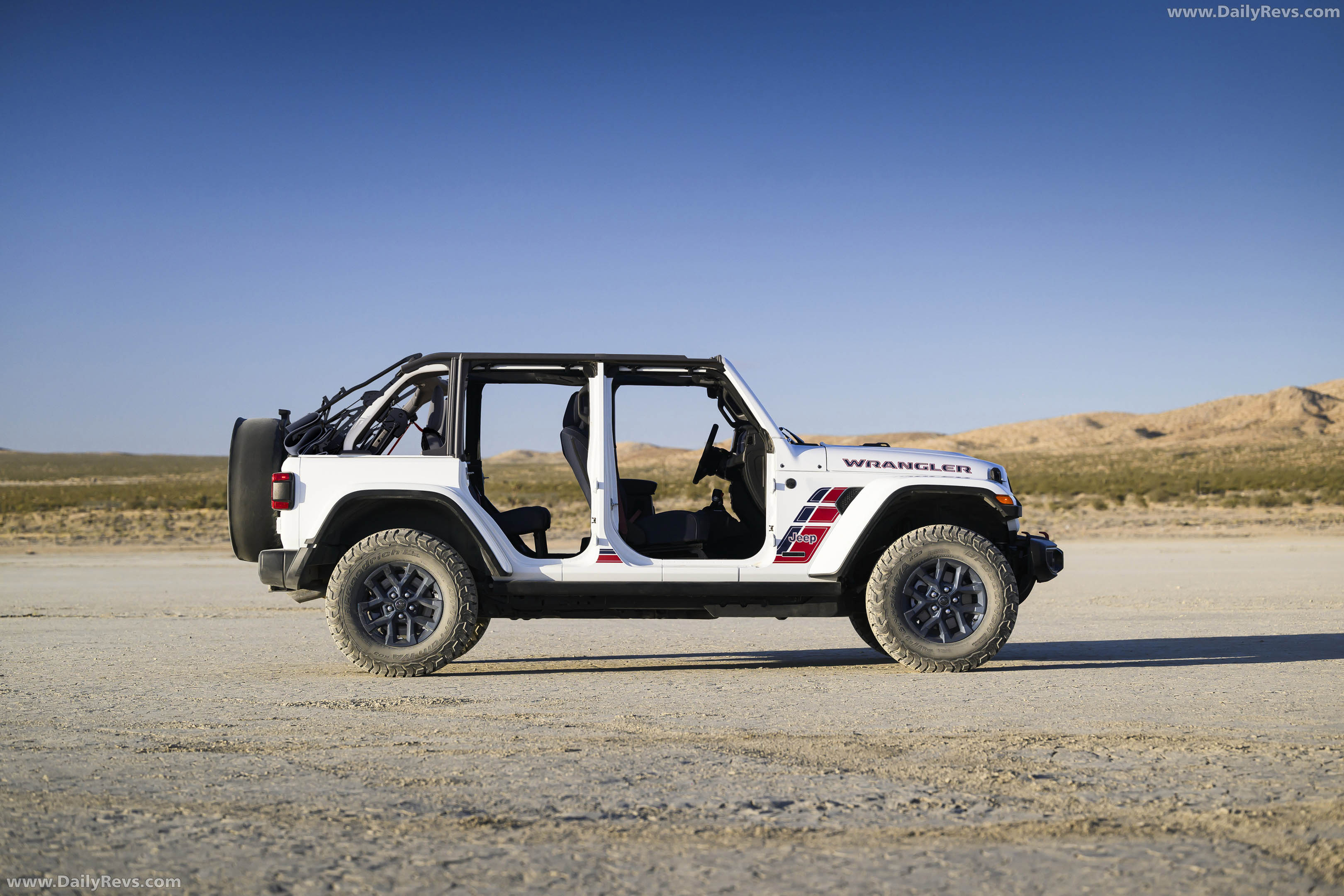 2026 Jeep Wrangler America250 Edition Side View