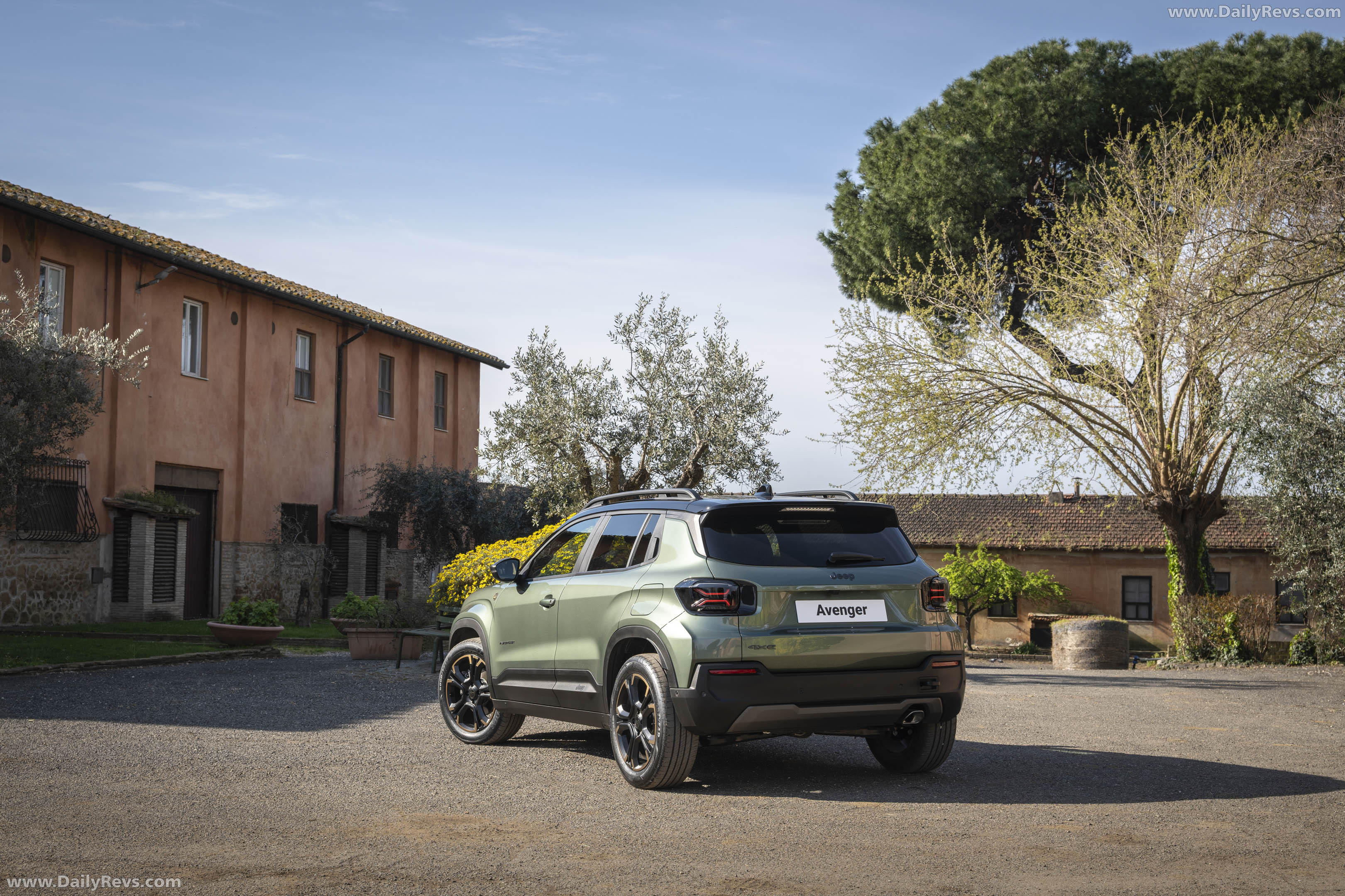 2027 Jeep Avenger 4xe 85th Anniversary Rear View