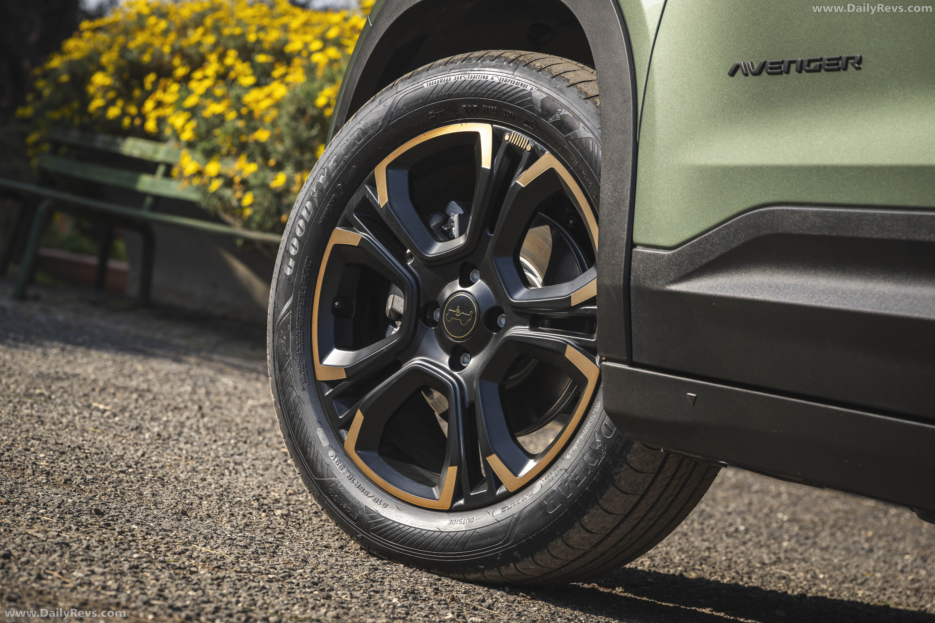 2027 Jeep Avenger 4xe 85th Anniversary Exterior