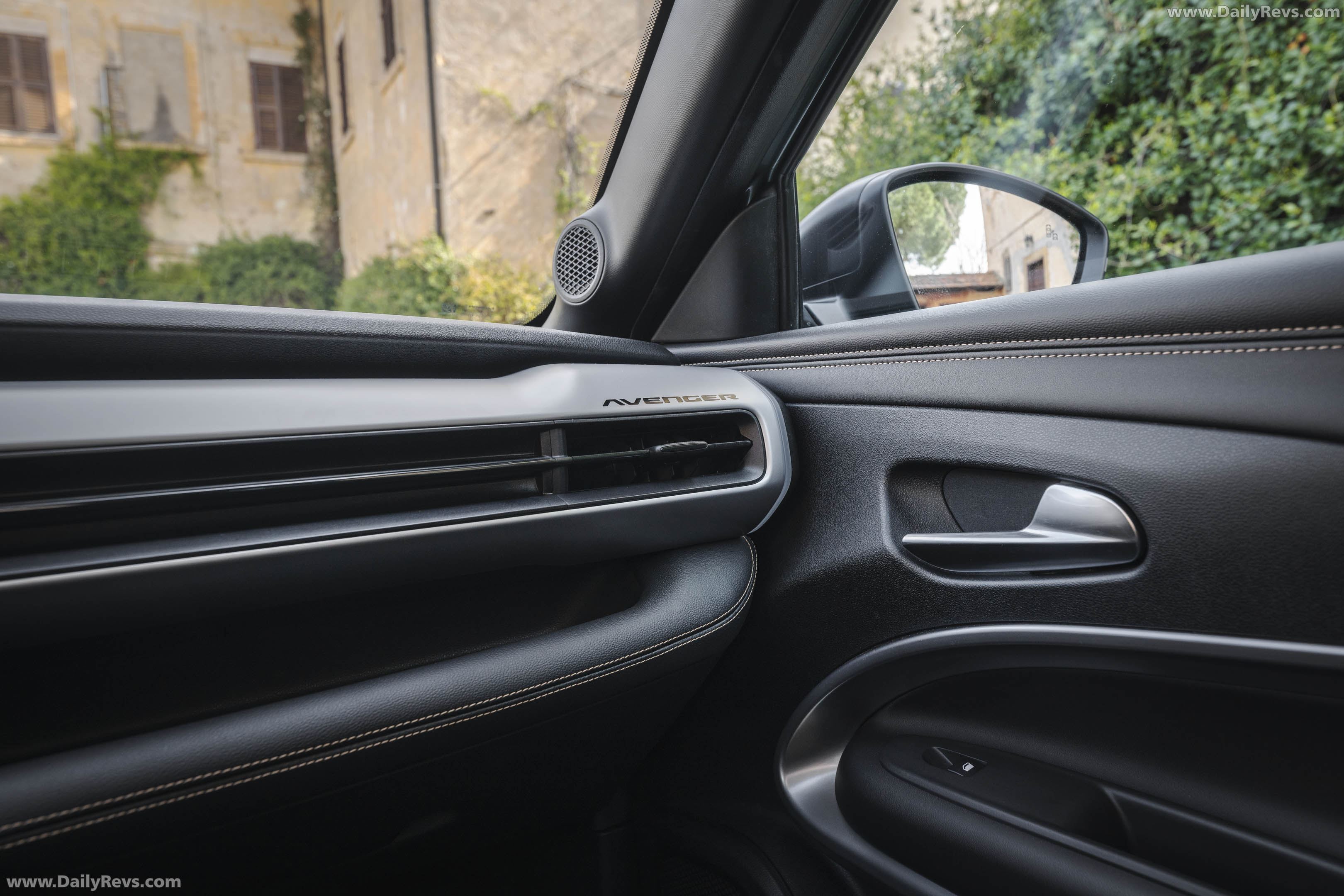 2027 Jeep Avenger 4xe 85th Anniversary Interior