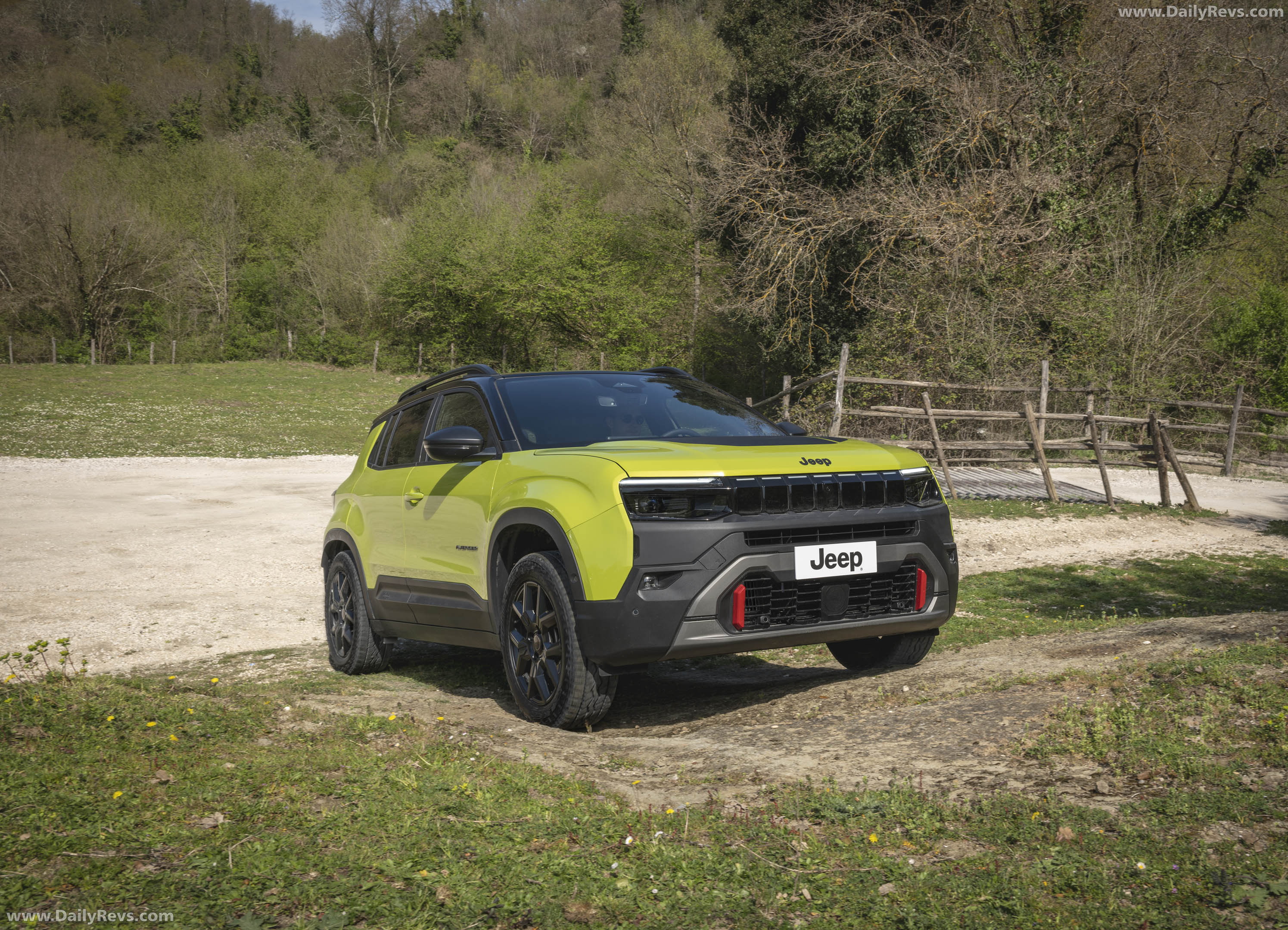 2027 Jeep Avenger 4xe Front View