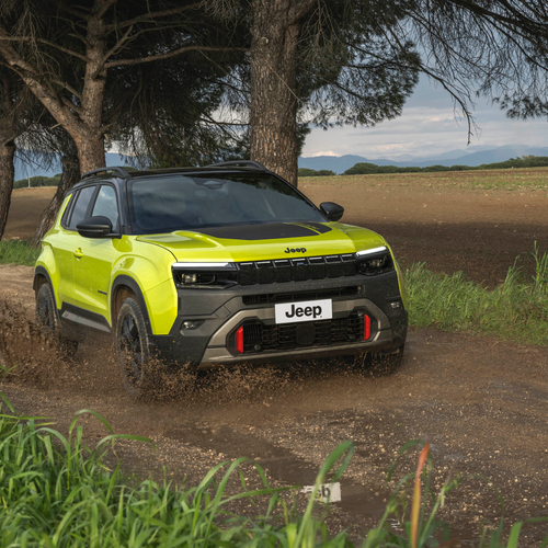 2027 Jeep Avenger 4xe Front View