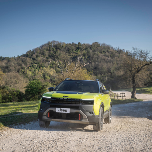 2027 Jeep Avenger 4xe Front View