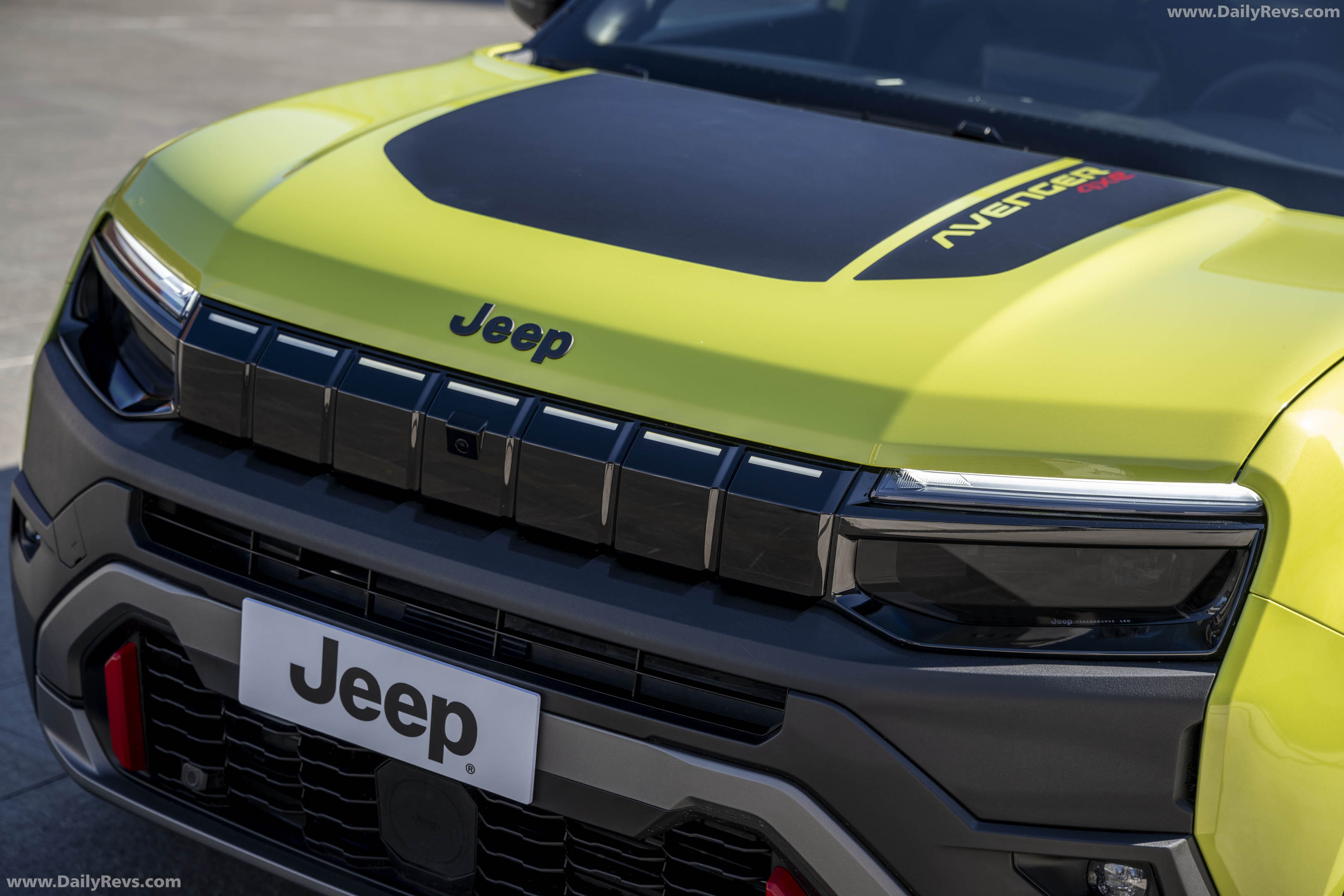 2027 Jeep Avenger 4xe Exterior