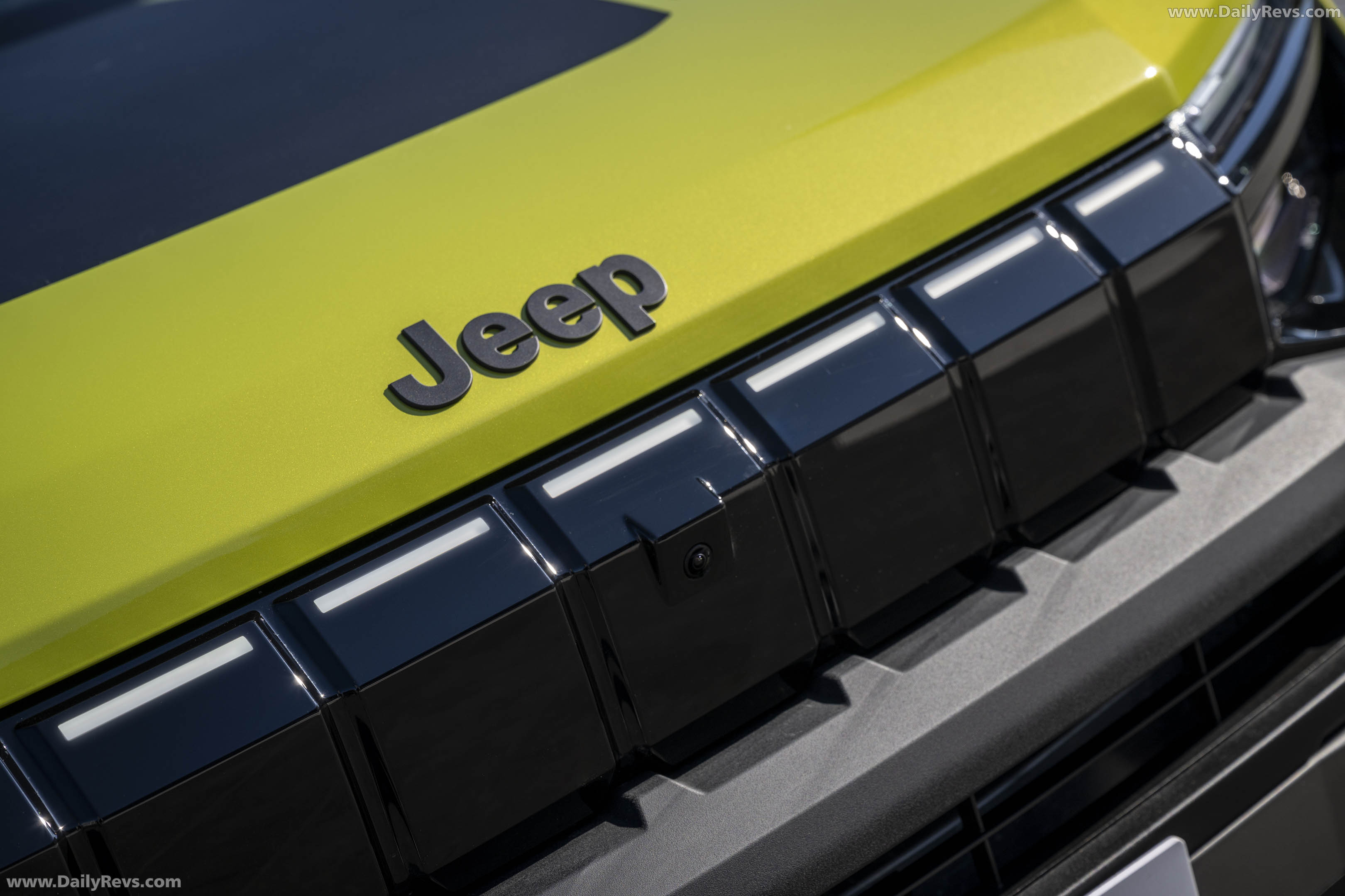 2027 Jeep Avenger 4xe Exterior