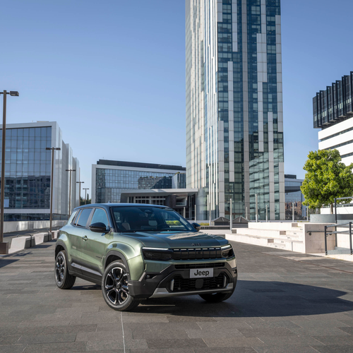 2027 Jeep Avenger e-hybrid Front View