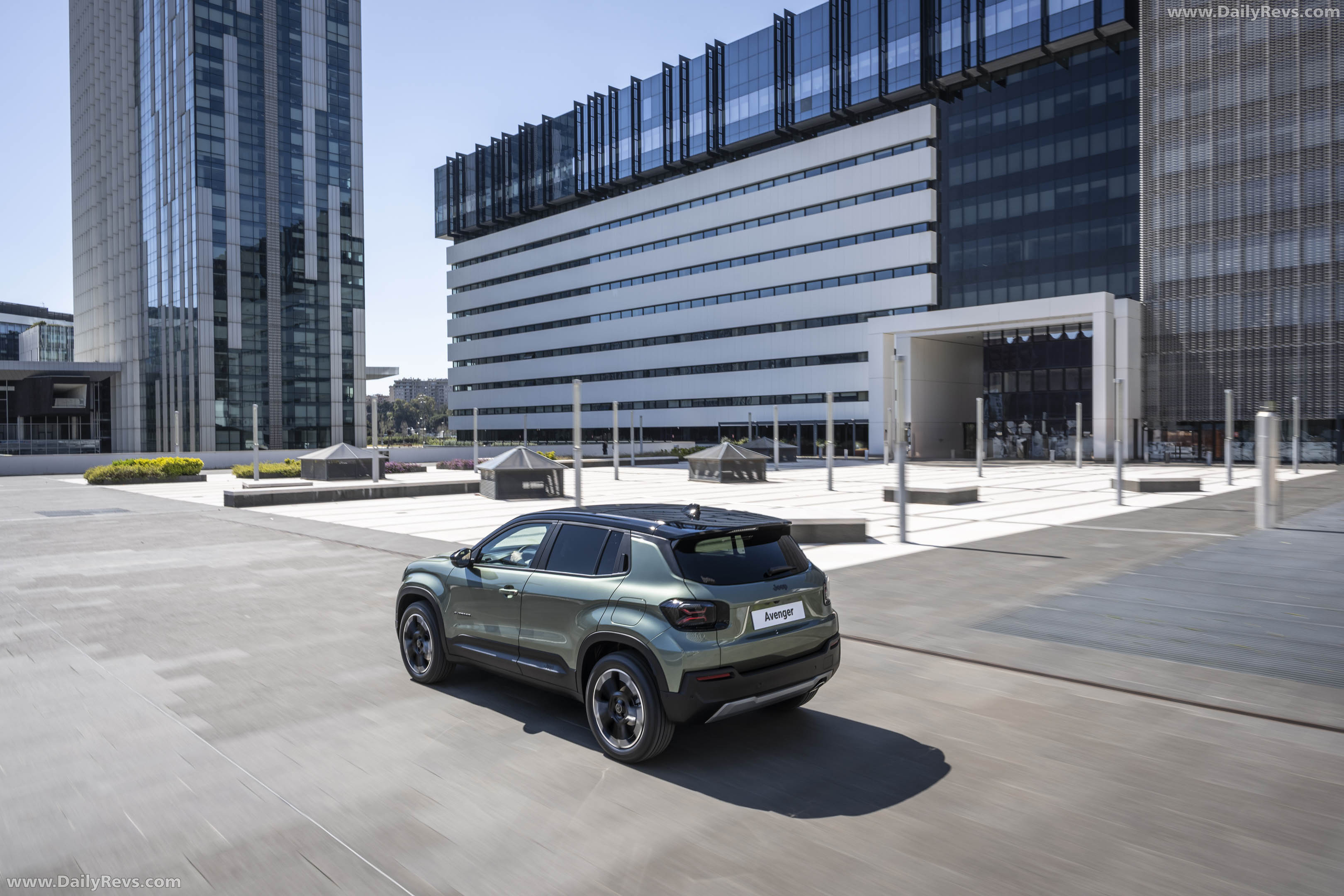 2027 Jeep Avenger e-hybrid Rear View