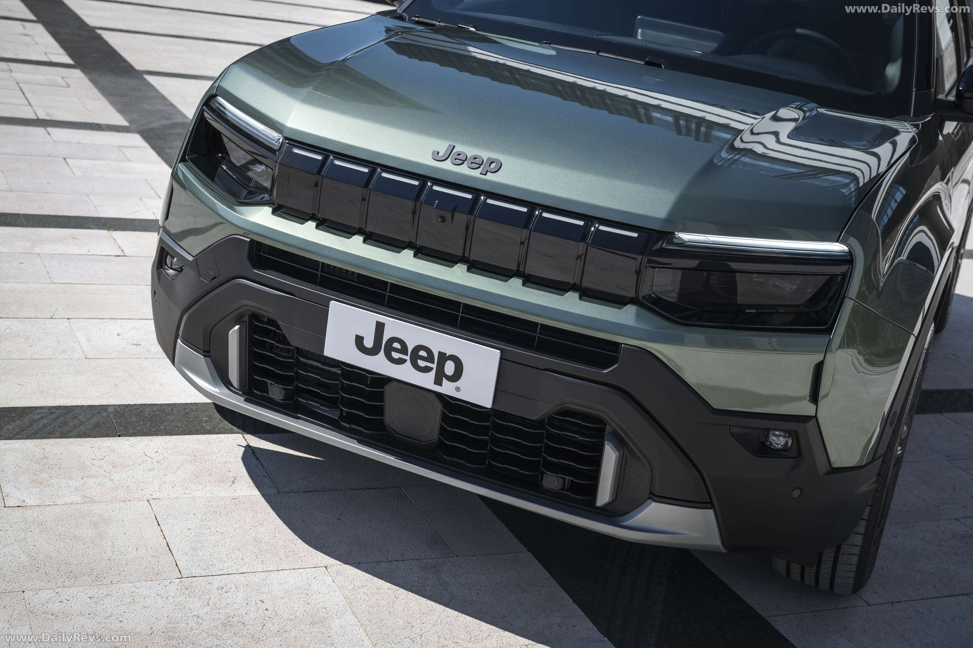 2027 Jeep Avenger e-hybrid Exterior