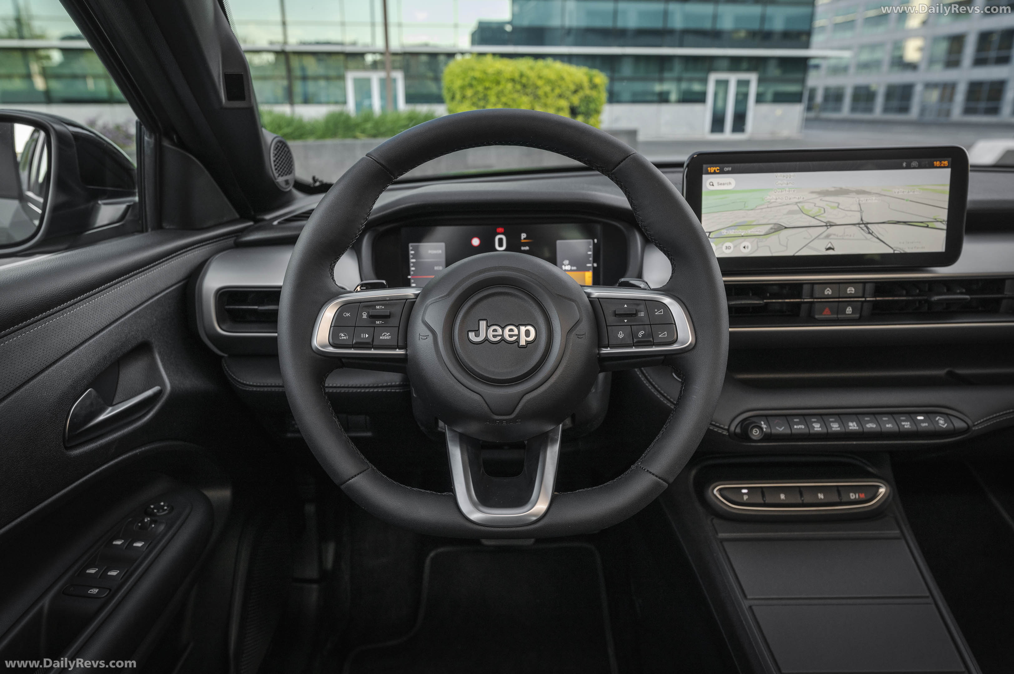 2027 Jeep Avenger e-hybrid Interior