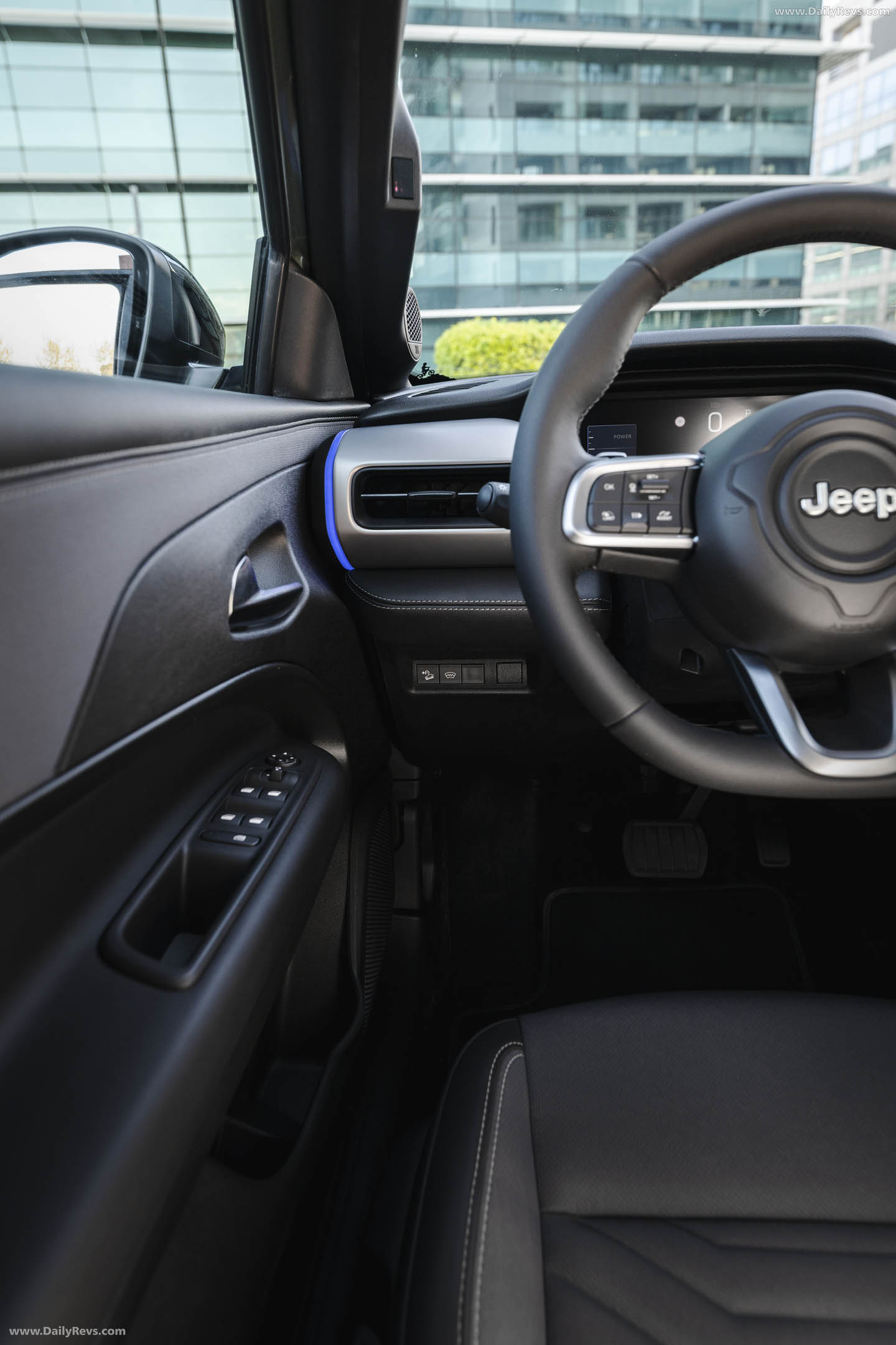 2027 Jeep Avenger e-hybrid Interior