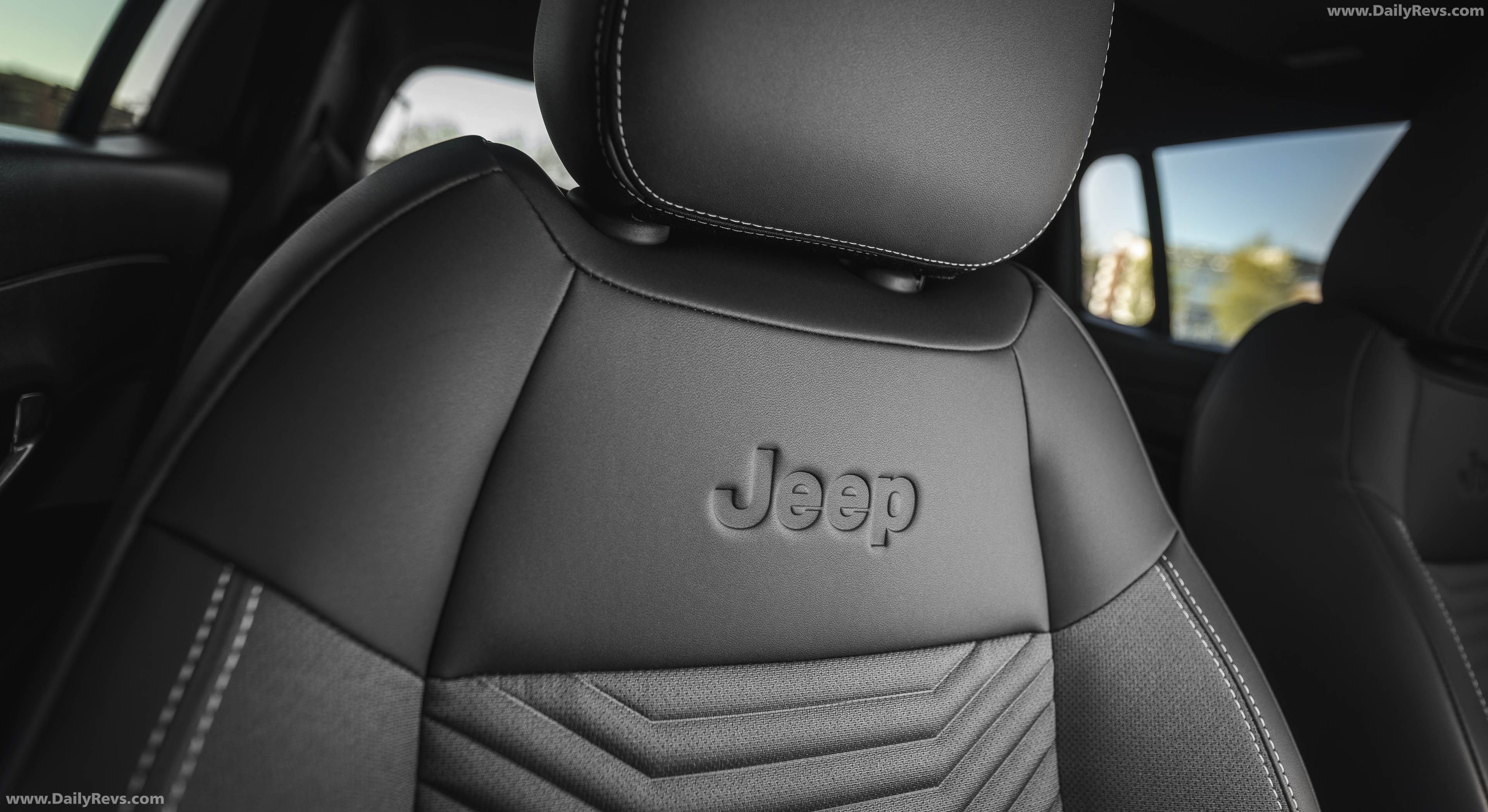 2027 Jeep Avenger e-hybrid Interior