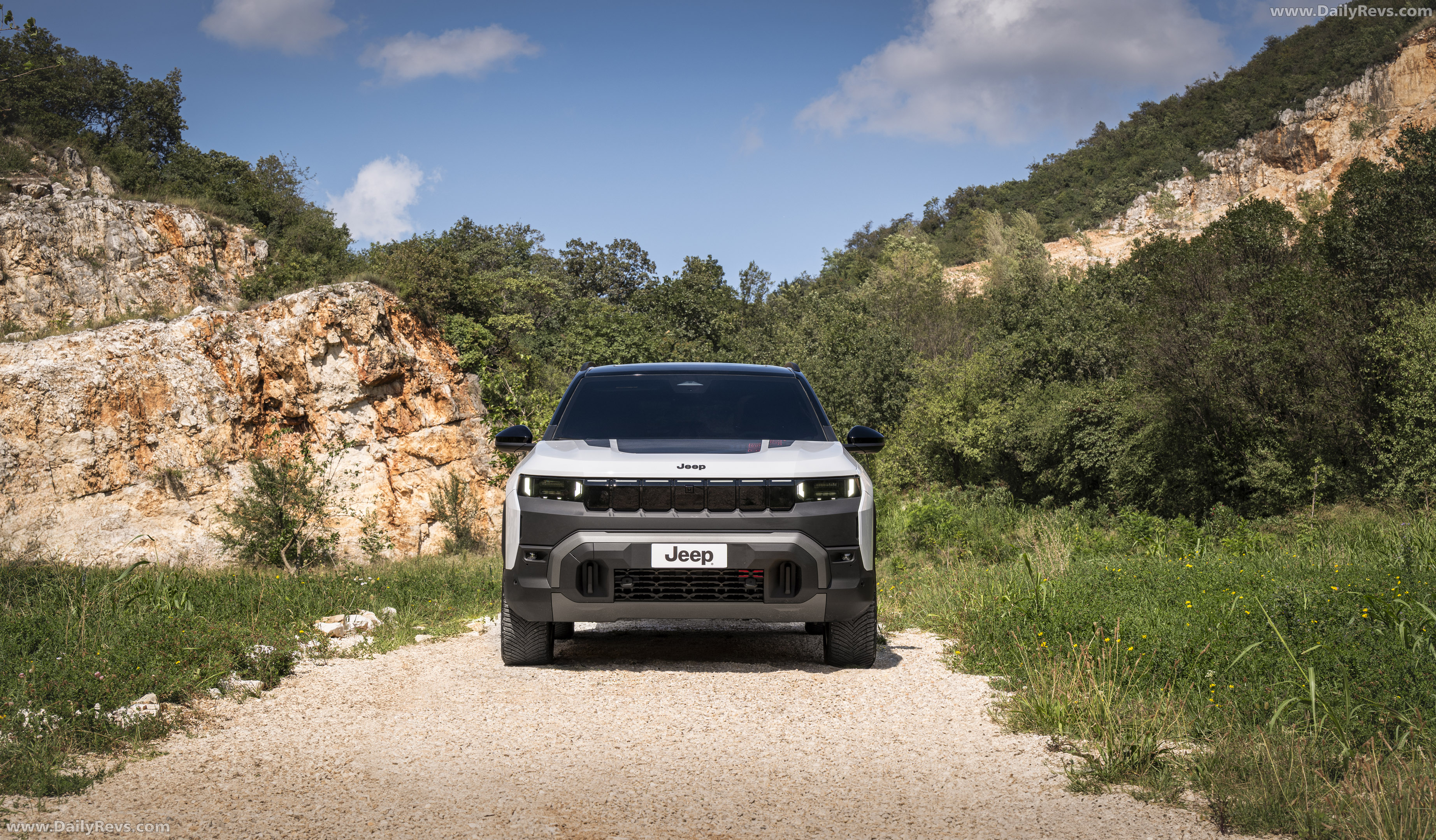 2026 Jeep Compass EV 4xe Front View