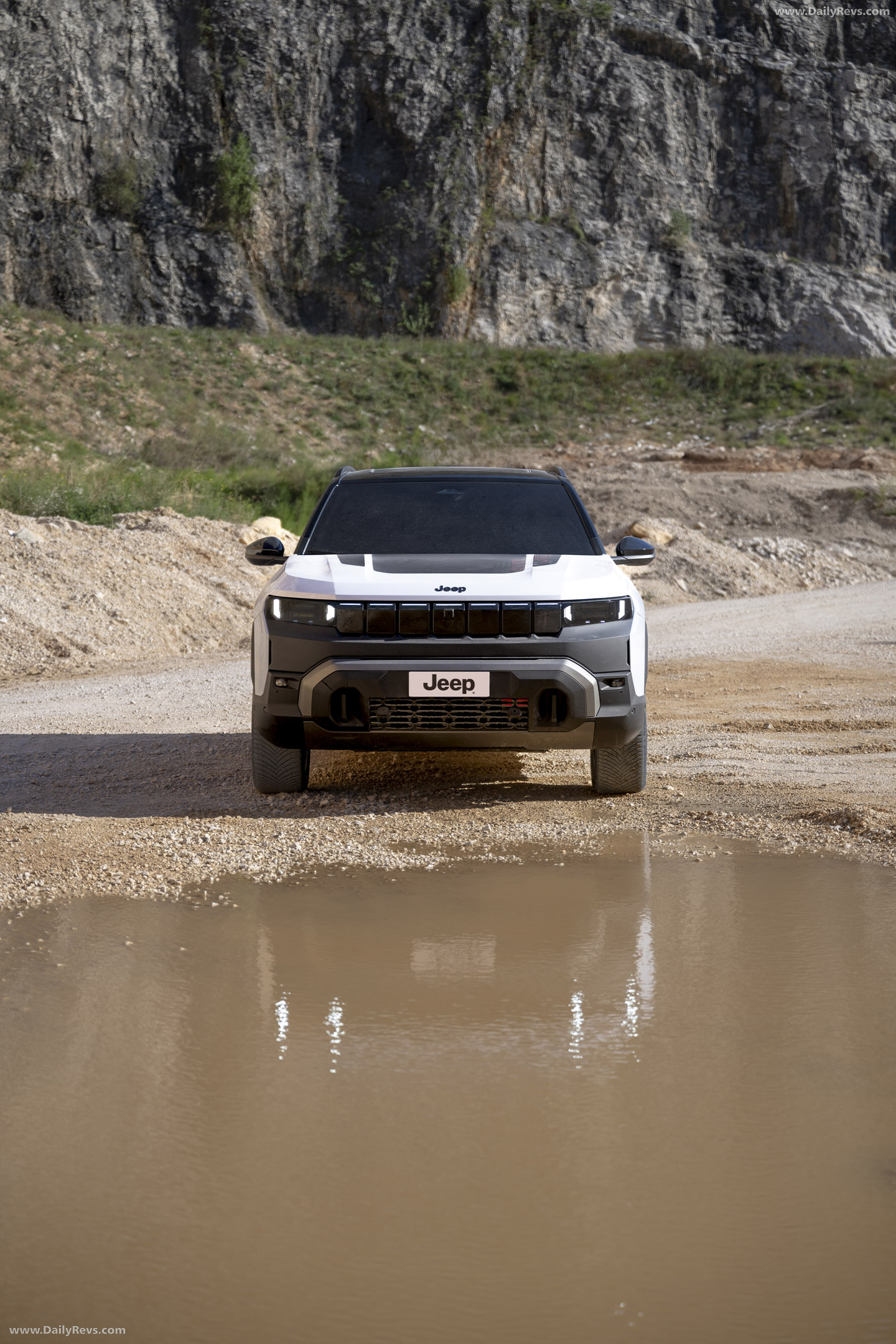 2026 Jeep Compass EV 4xe Front View