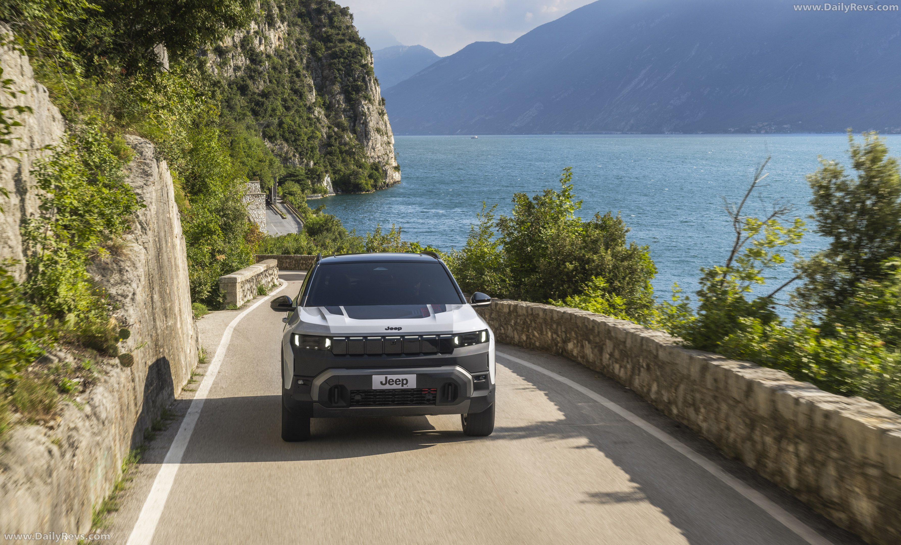 2026 Jeep Compass EV 4xe Front View