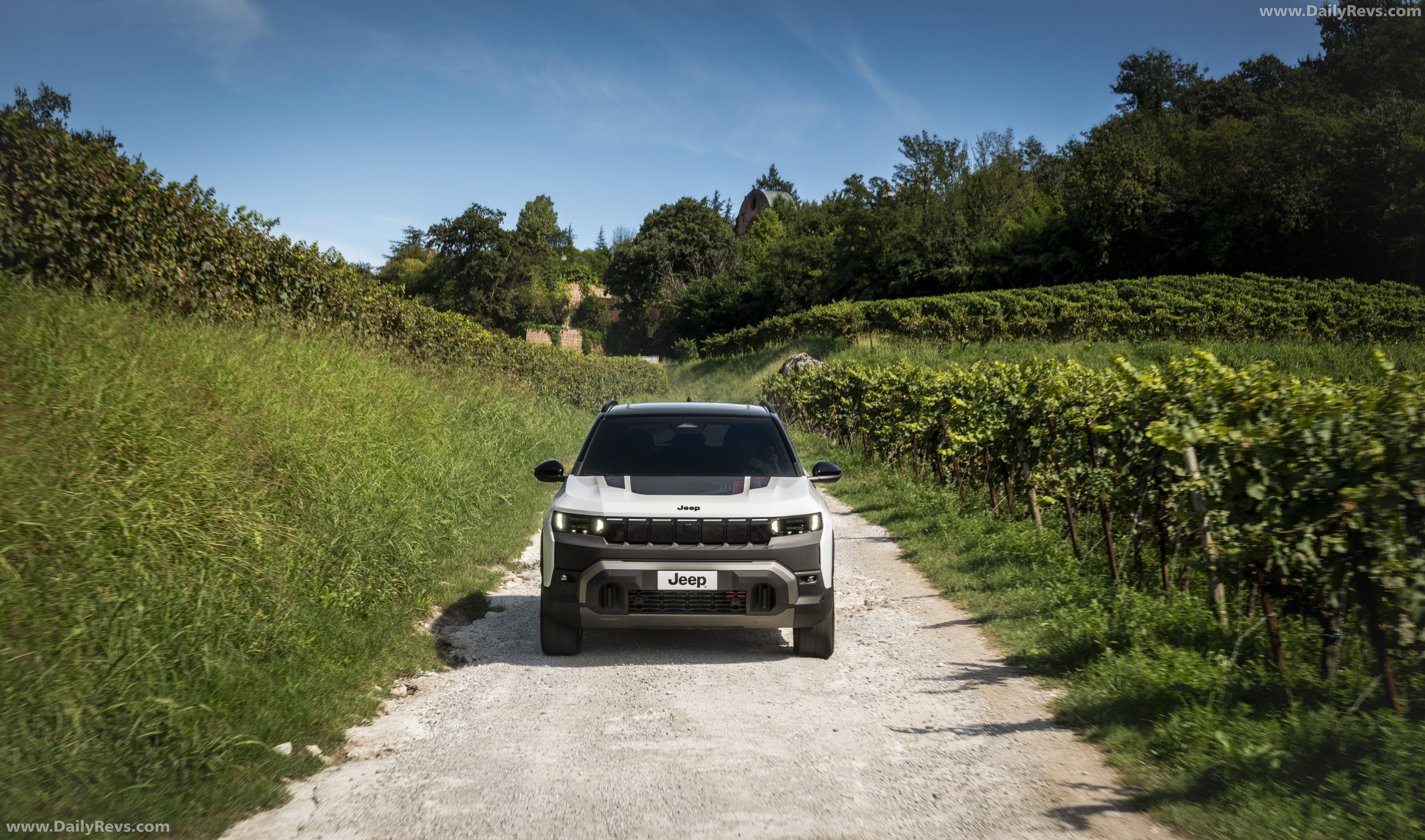 2026 Jeep Compass EV 4xe Front View