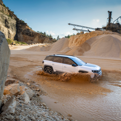2026 Jeep Compass EV 4xe Side View