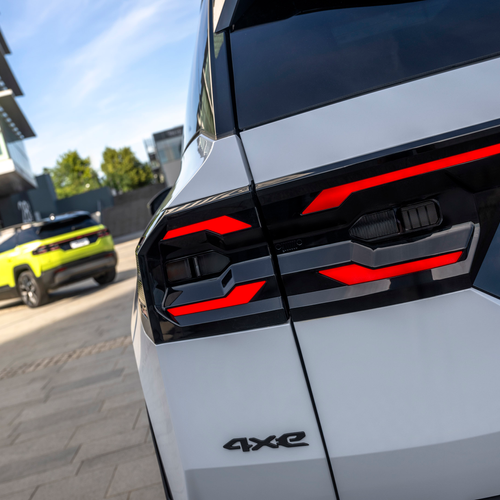 2026 Jeep Compass EV 4xe Exterior