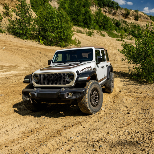 2027 Jeep Wrangler Laredo Front View
