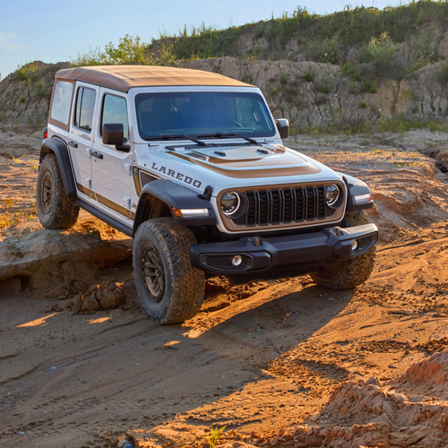 2027 Jeep Wrangler Laredo Front View
