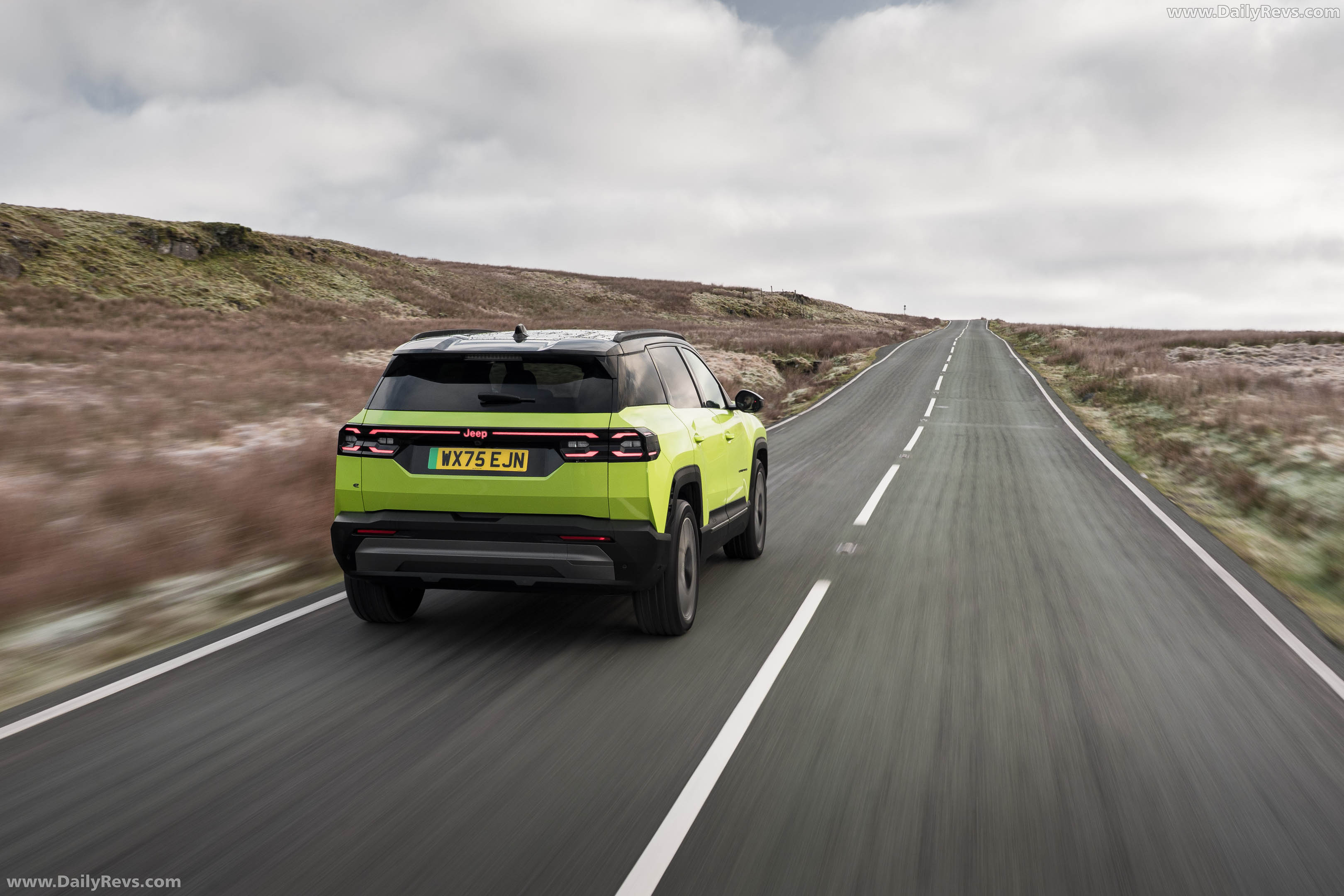 2026 Jeep Compass EV UK Version Rear View