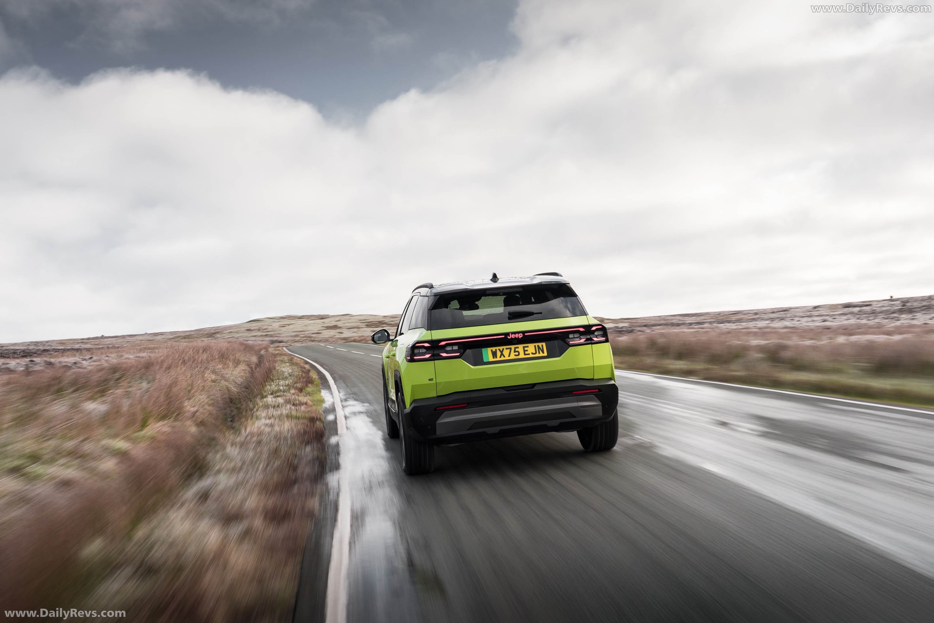 2026 Jeep Compass EV UK Version Rear View