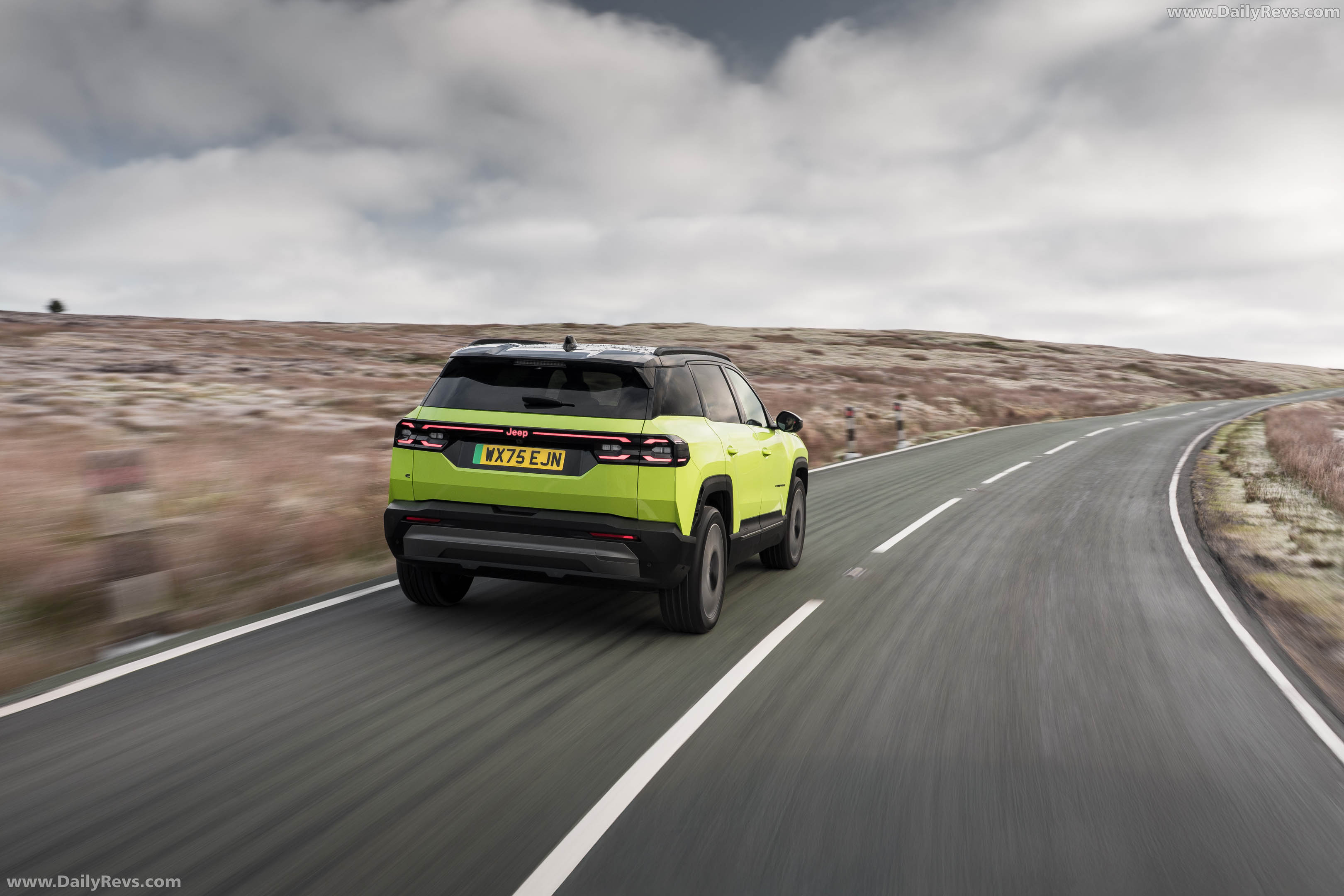 2026 Jeep Compass EV UK Version Rear View