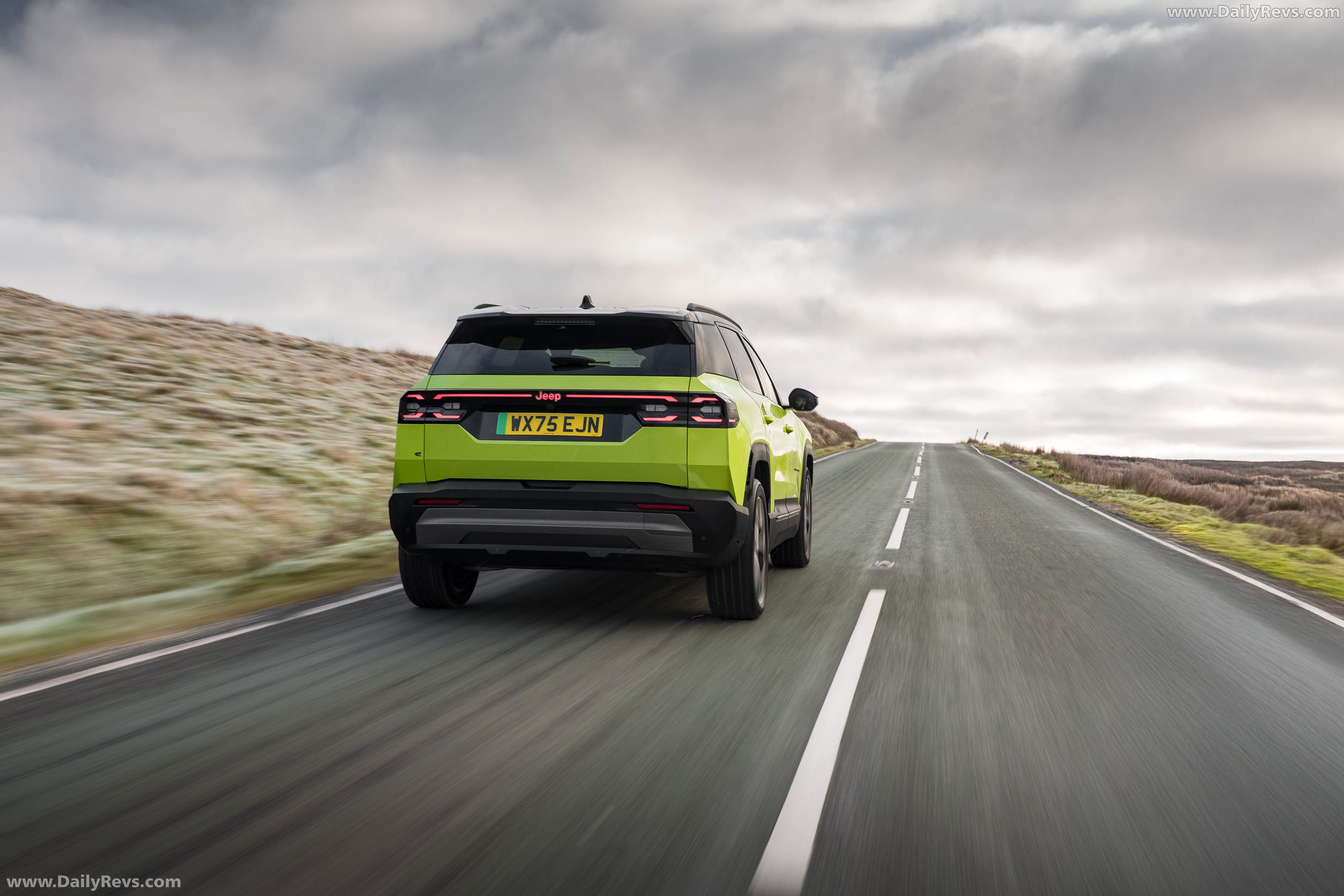 2026 Jeep Compass EV UK Version Rear View
