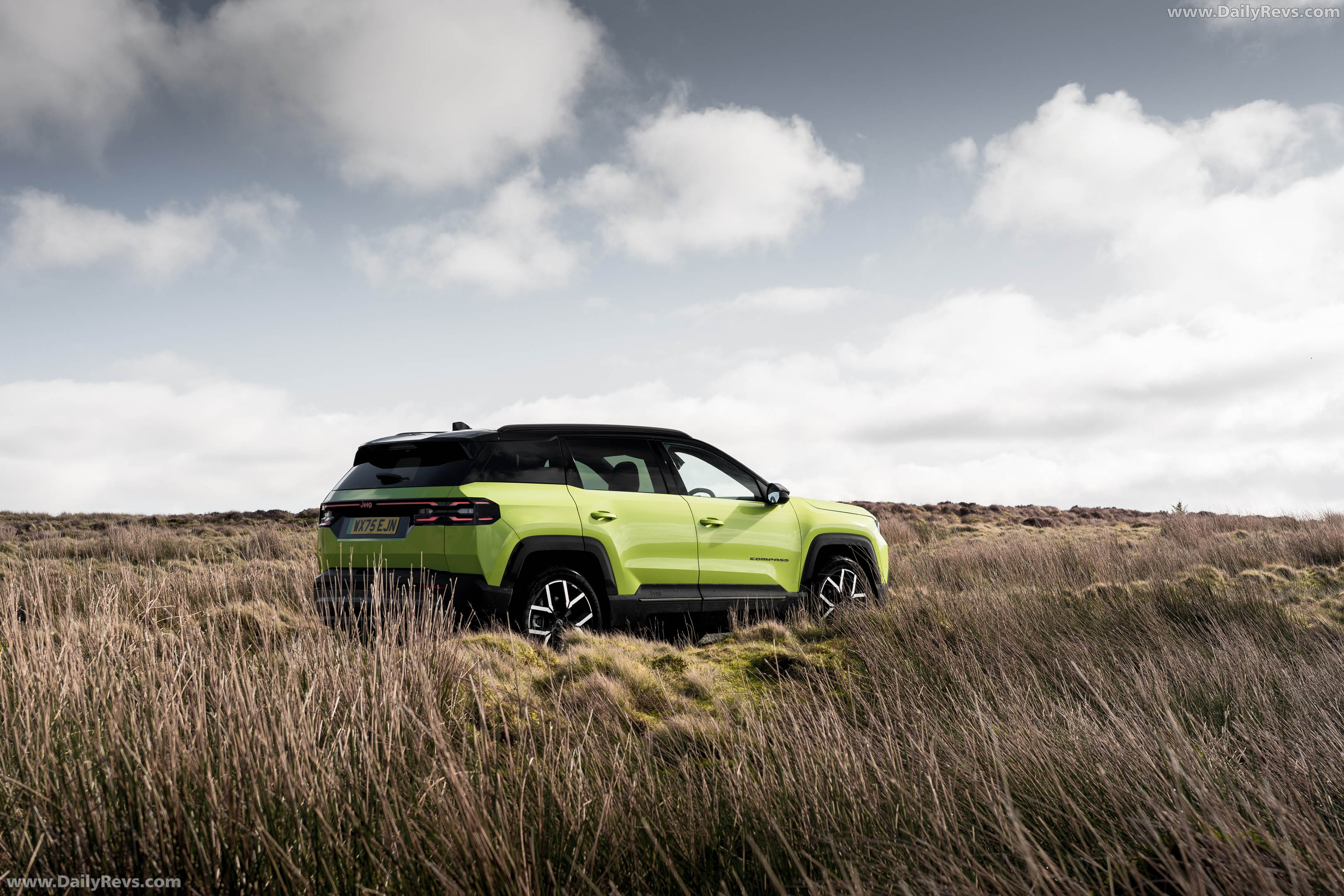 2026 Jeep Compass EV UK Version Rear View
