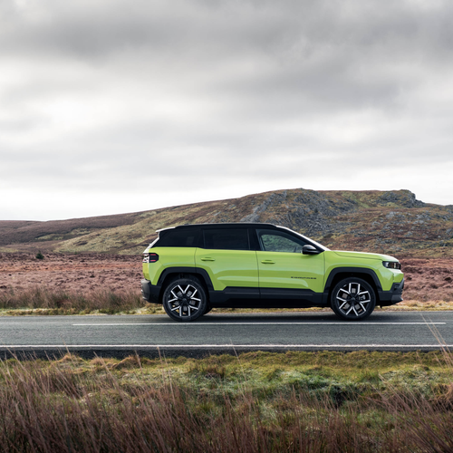 2026 Jeep Compass EV UK Version Side View