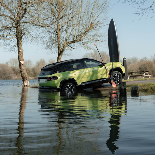 2026 Jeep Compass EV UK Version Rear View