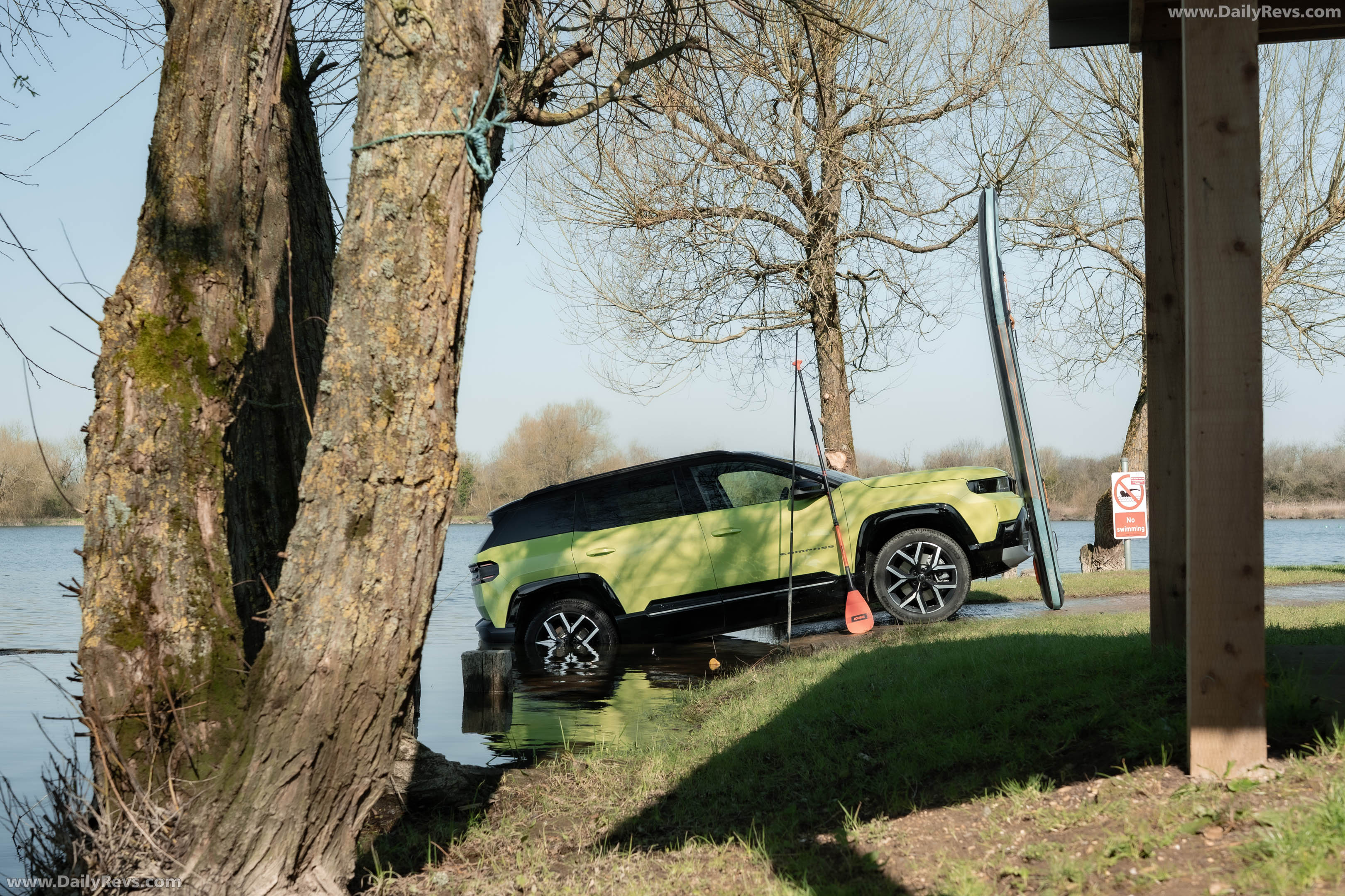 2026 Jeep Compass EV UK Version Side View