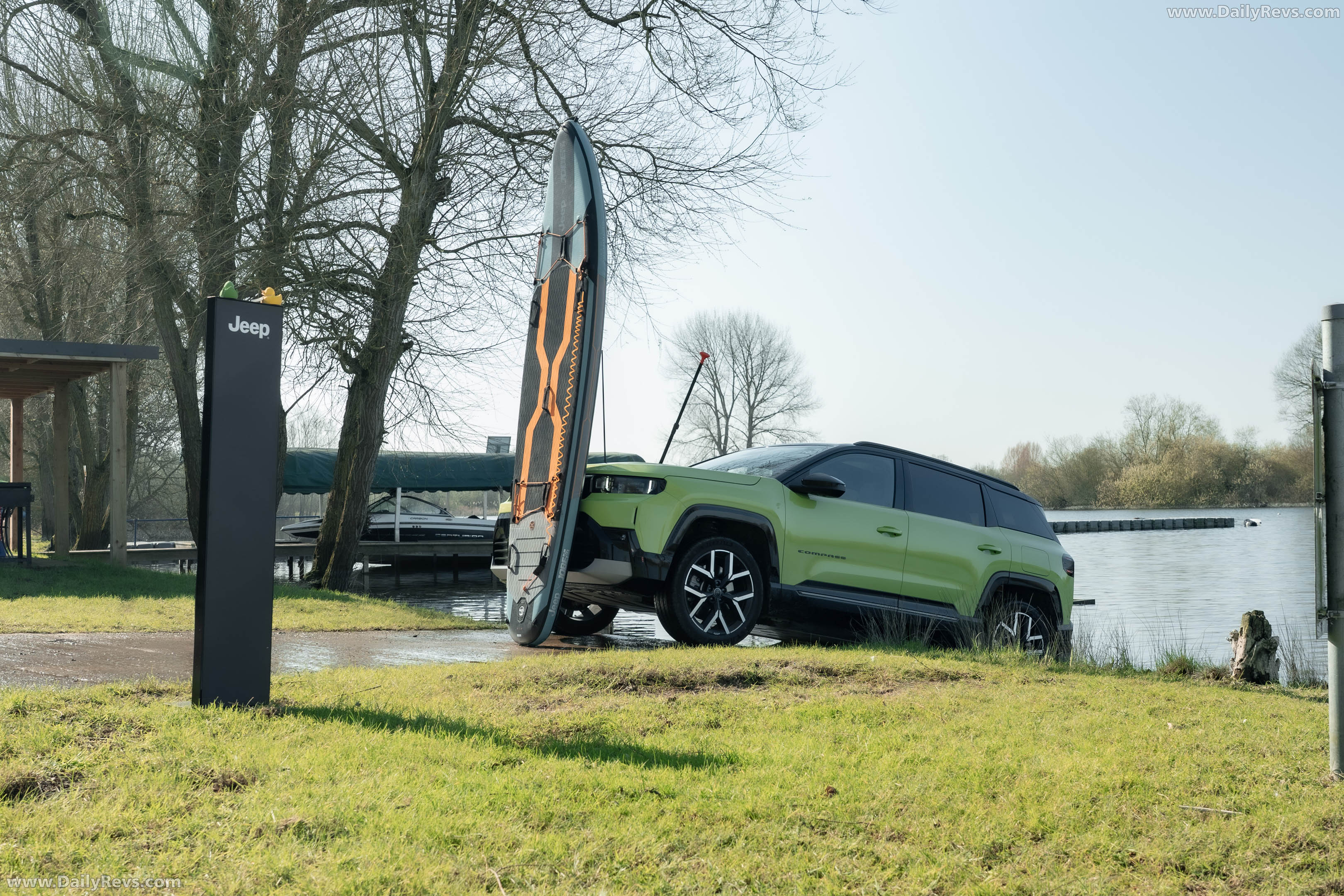 2026 Jeep Compass EV UK Version Side View