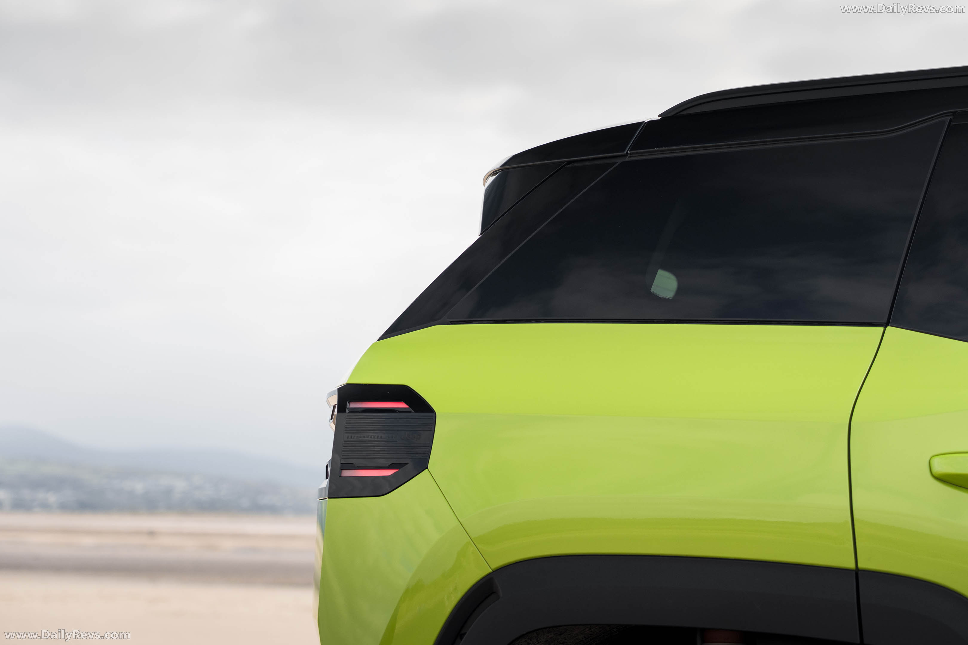 2026 Jeep Compass EV UK Version Exterior