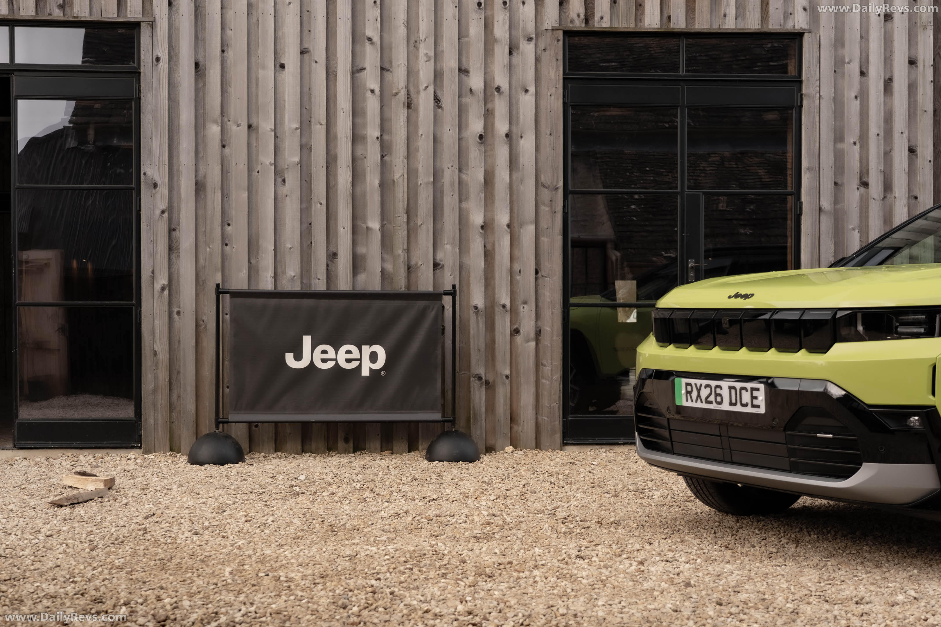 2026 Jeep Compass EV UK Version Exterior