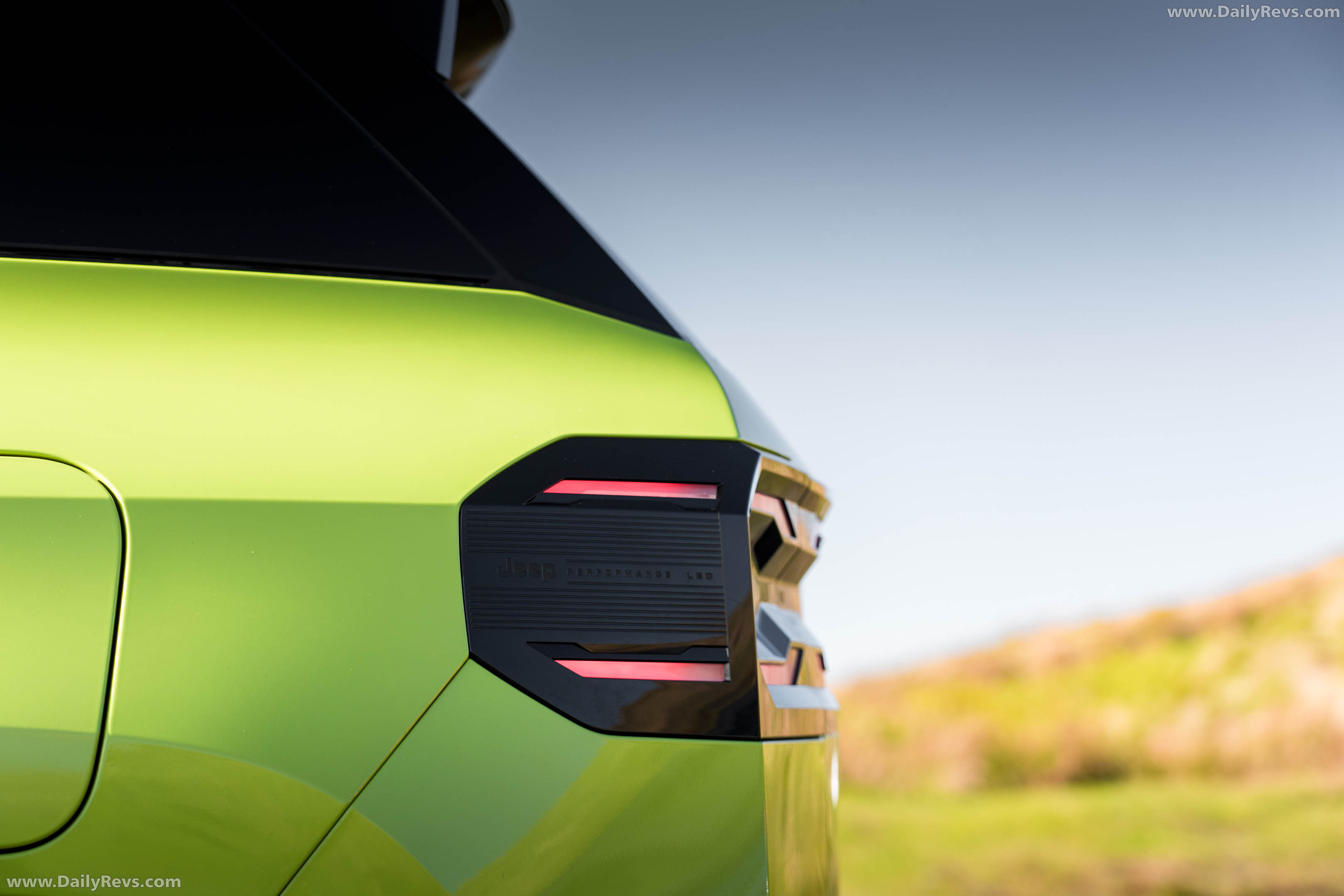 2026 Jeep Compass EV UK Version Exterior