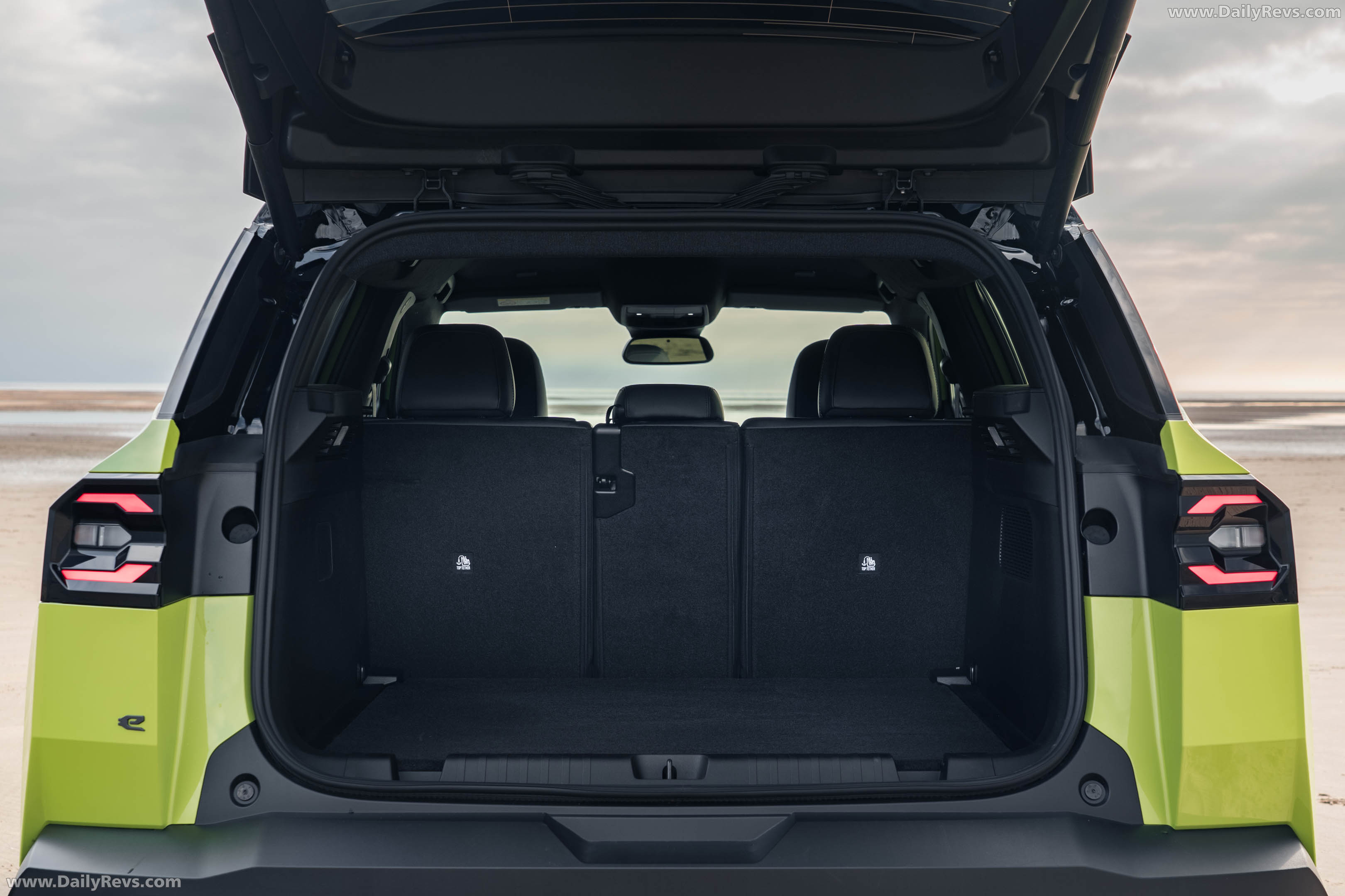 2026 Jeep Compass EV UK Version Interior