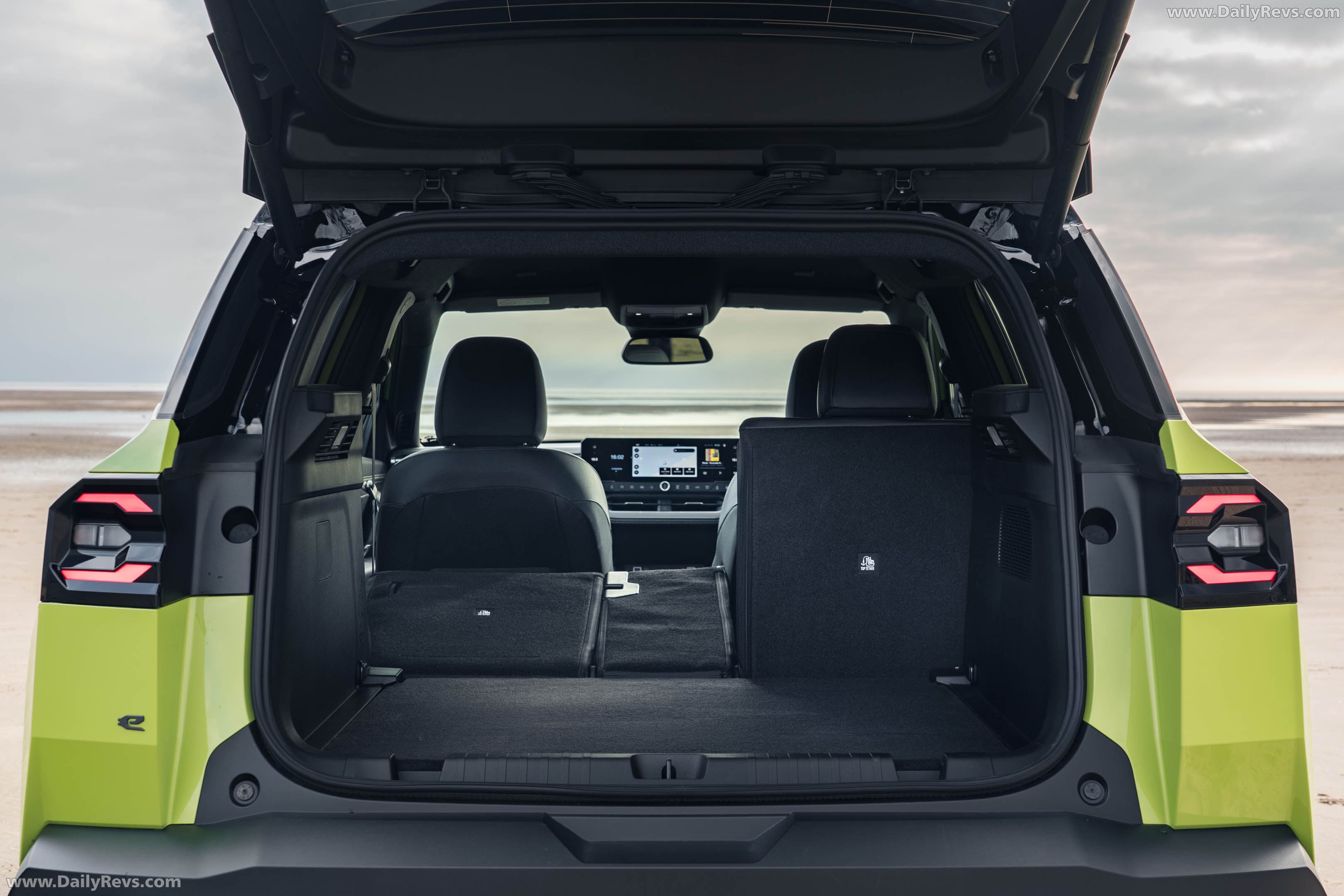 2026 Jeep Compass EV UK Version Interior